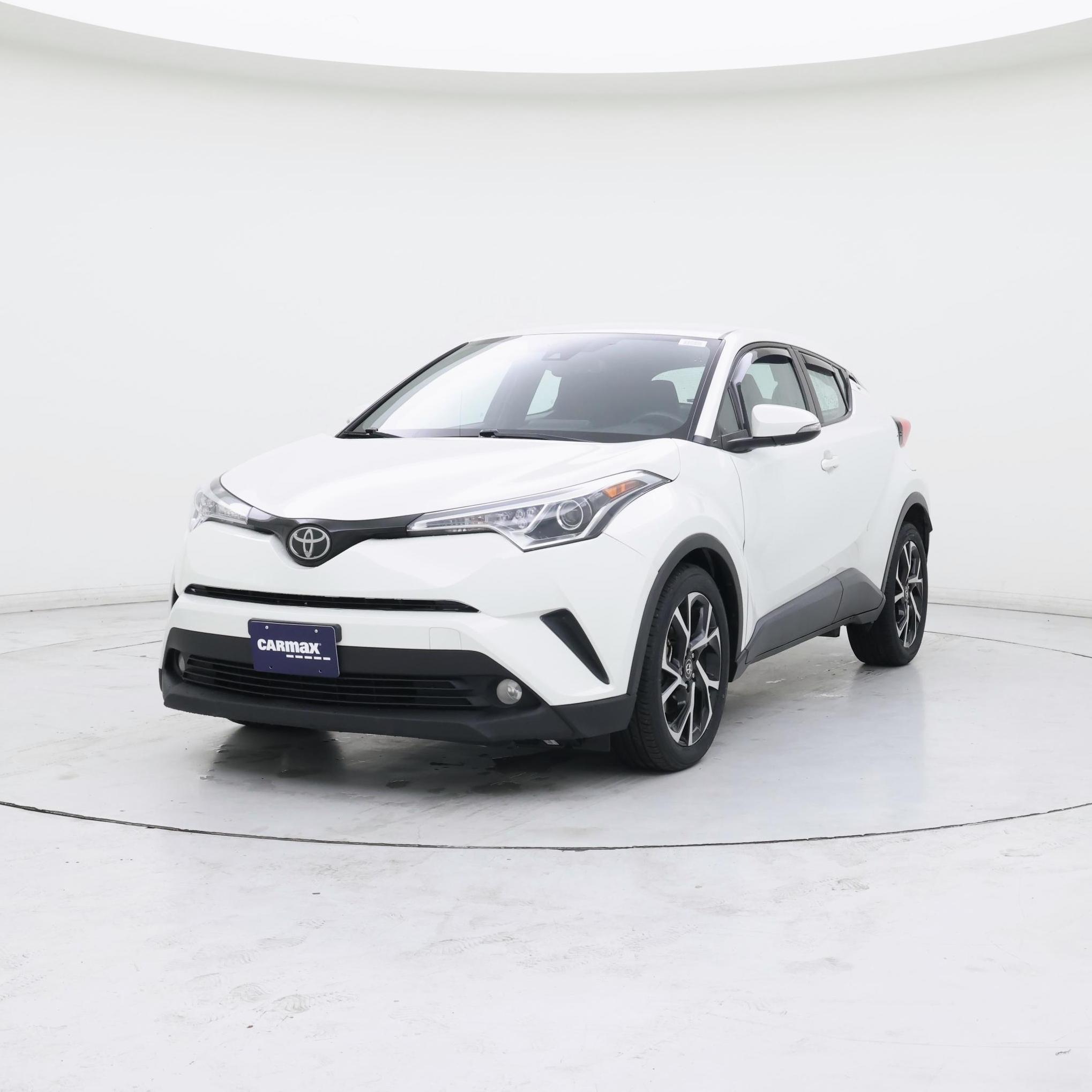 Thumbnail: 2018 Toyota C-HR - 4