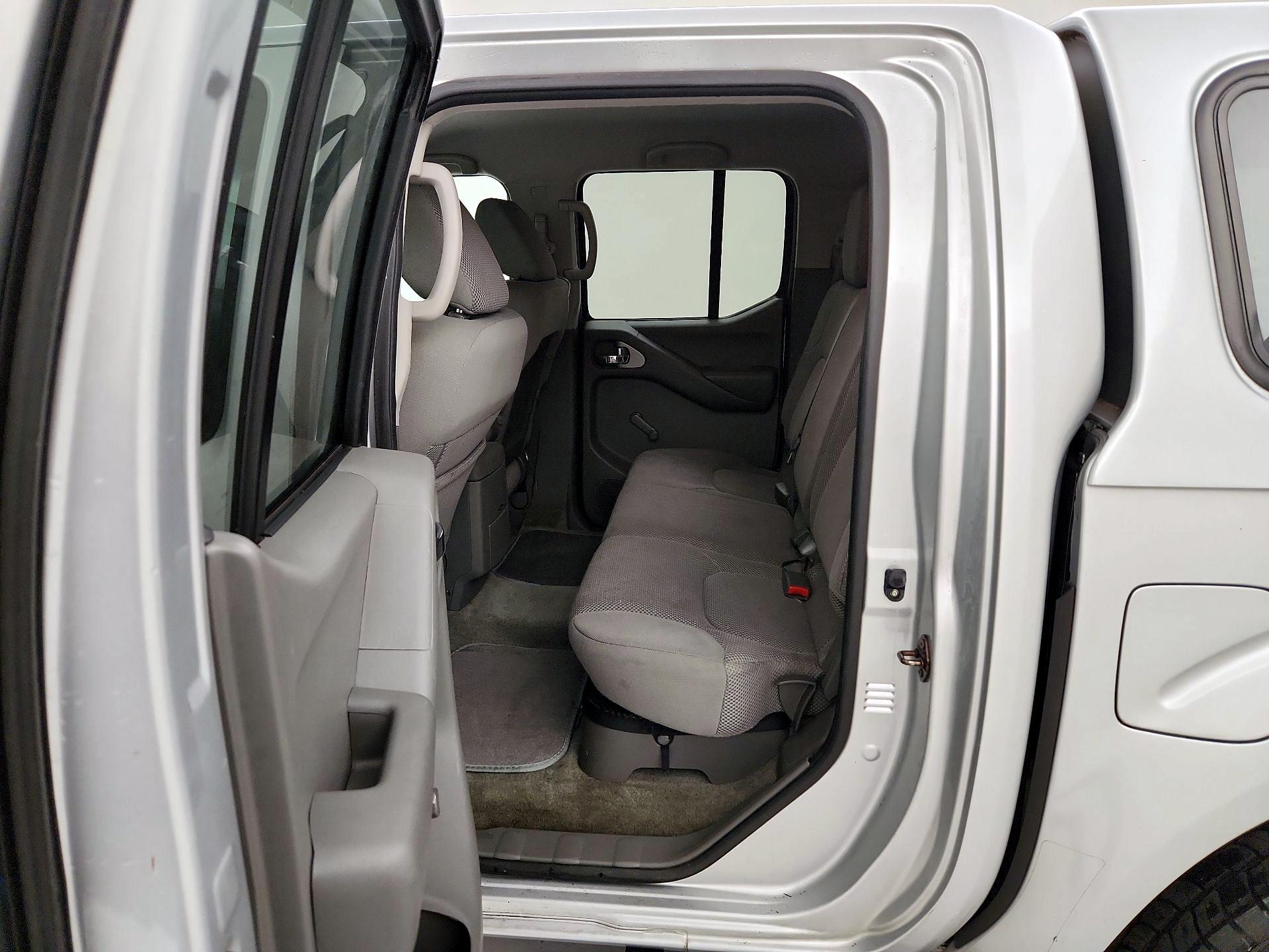 Thumbnail: 2014 Nissan Frontier - 18