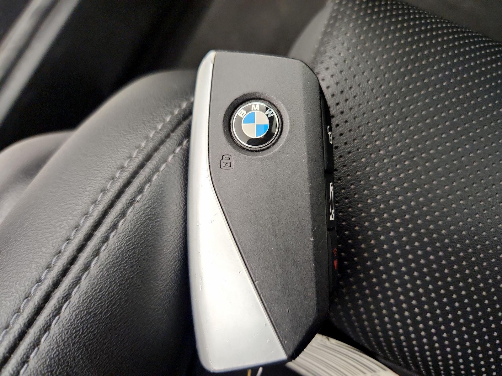 2024 BMW 5 Series 530i - Photo 25