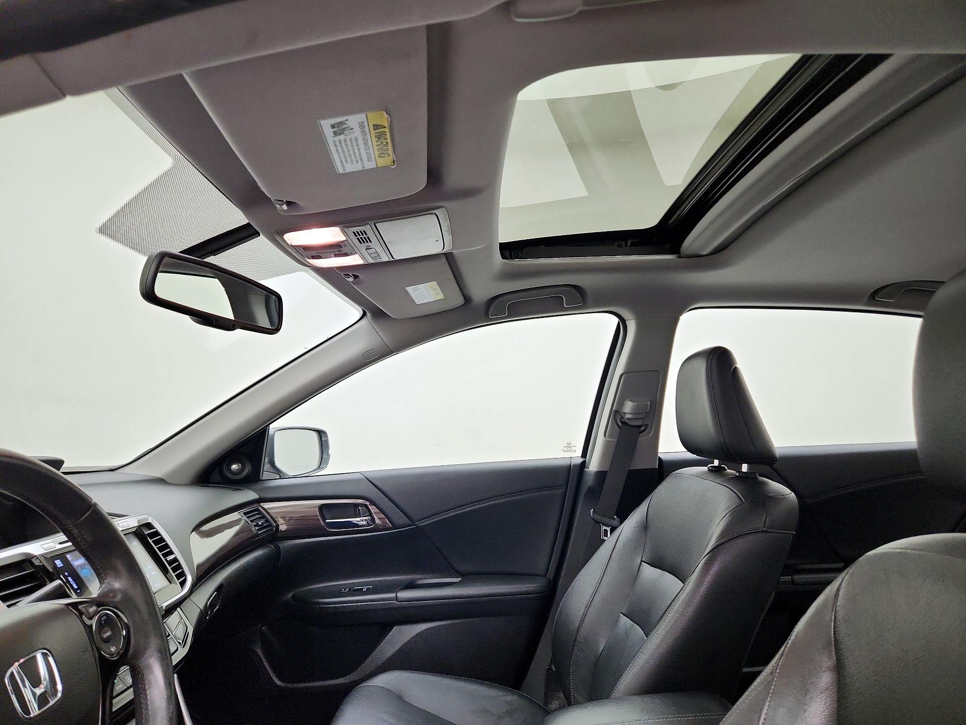 Thumbnail: 2016 Honda Accord - 19