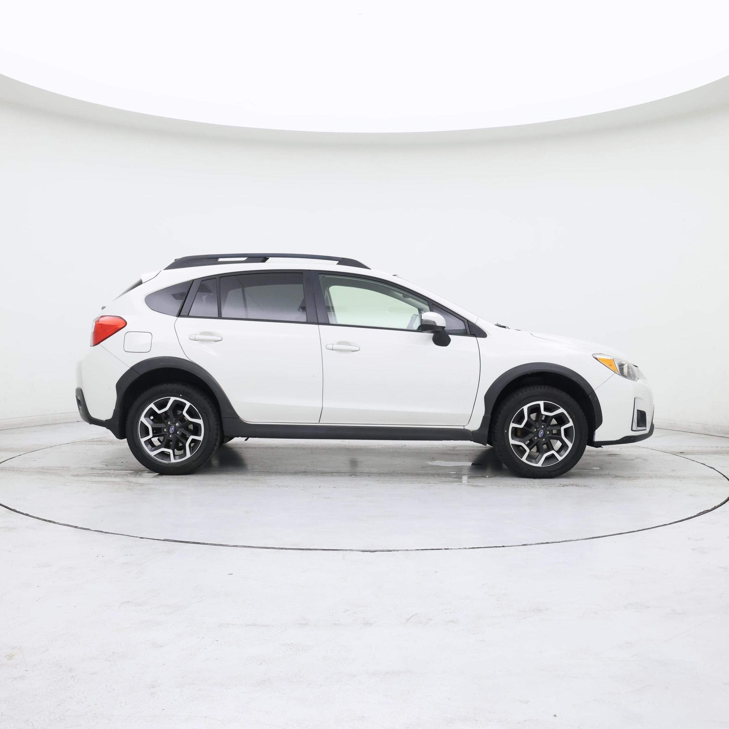 Thumbnail: 2016 Subaru XV Crosstrek - 7