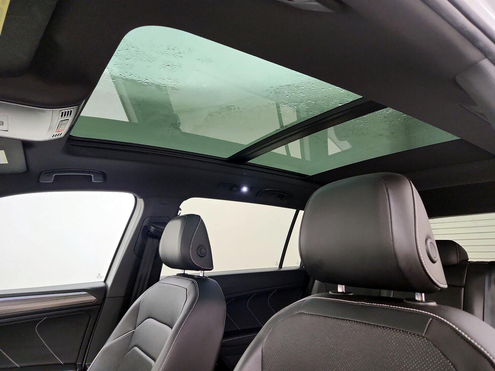 Thumbnail: 2022 Volkswagen Tiguan - 20