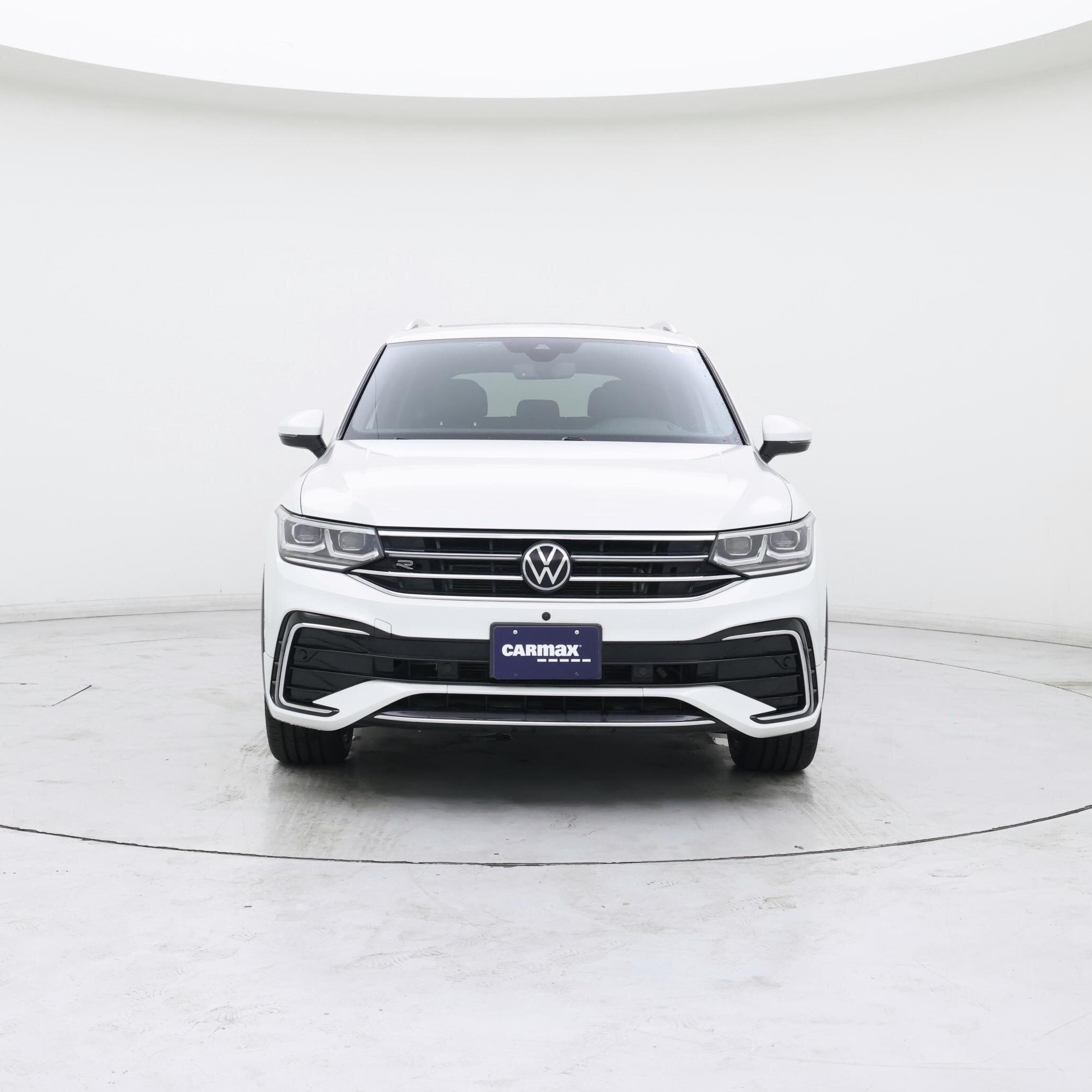 Thumbnail: 2022 Volkswagen Tiguan - 5