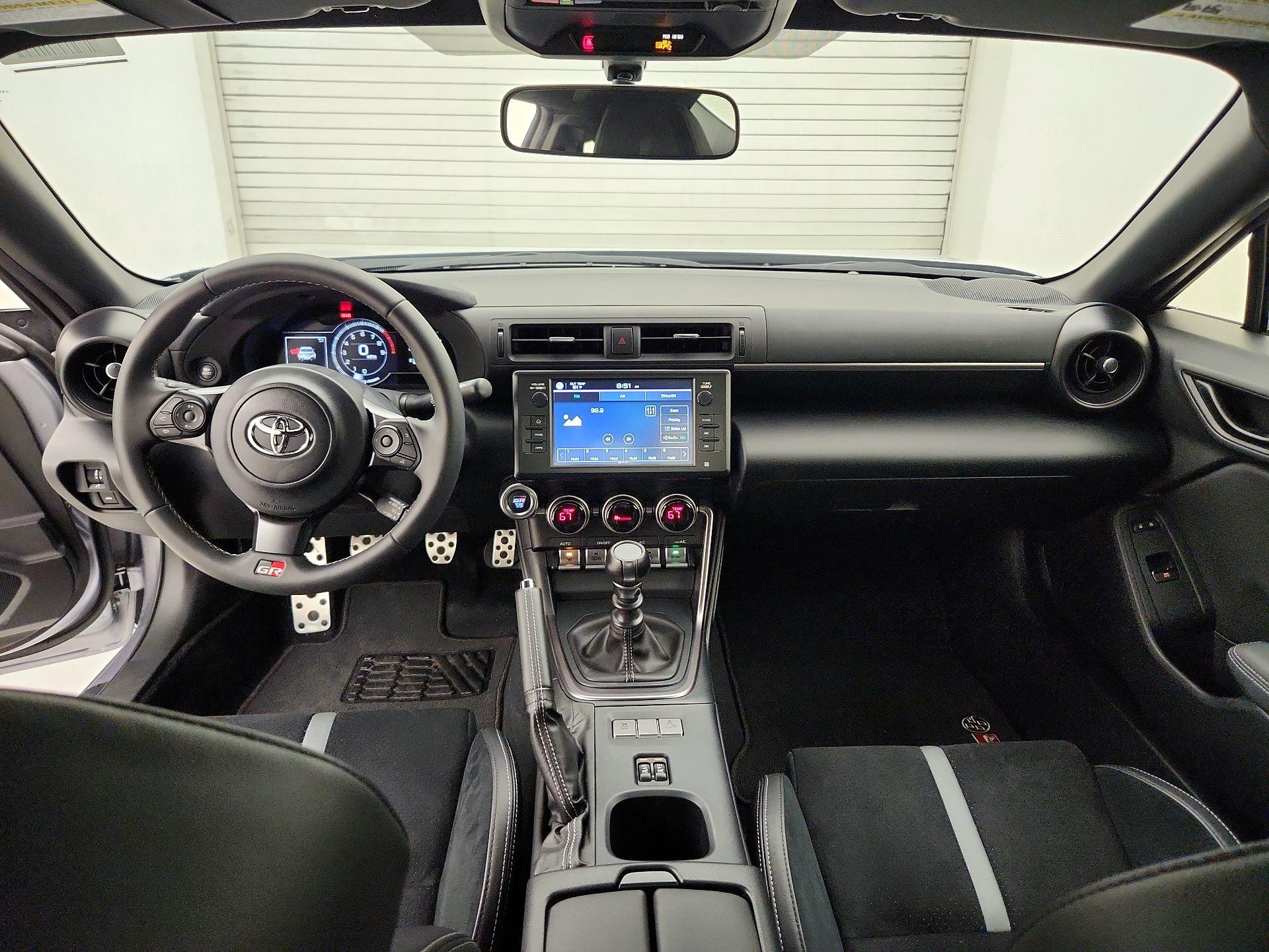 Thumbnail: 2023 Toyota GR86 - 9