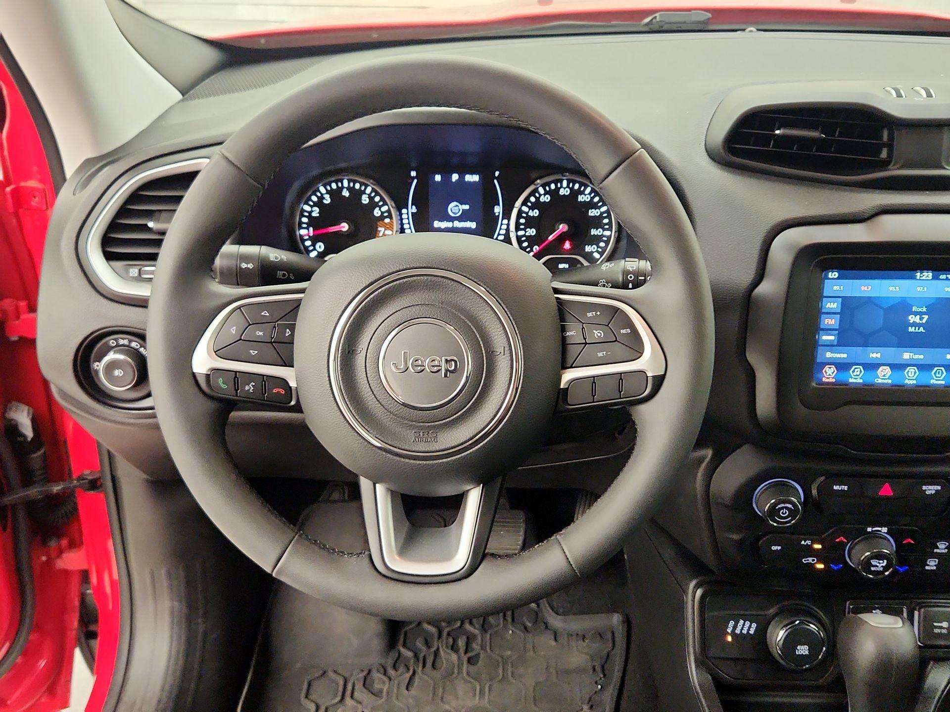 Thumbnail: 2020 Jeep Renegade - 10