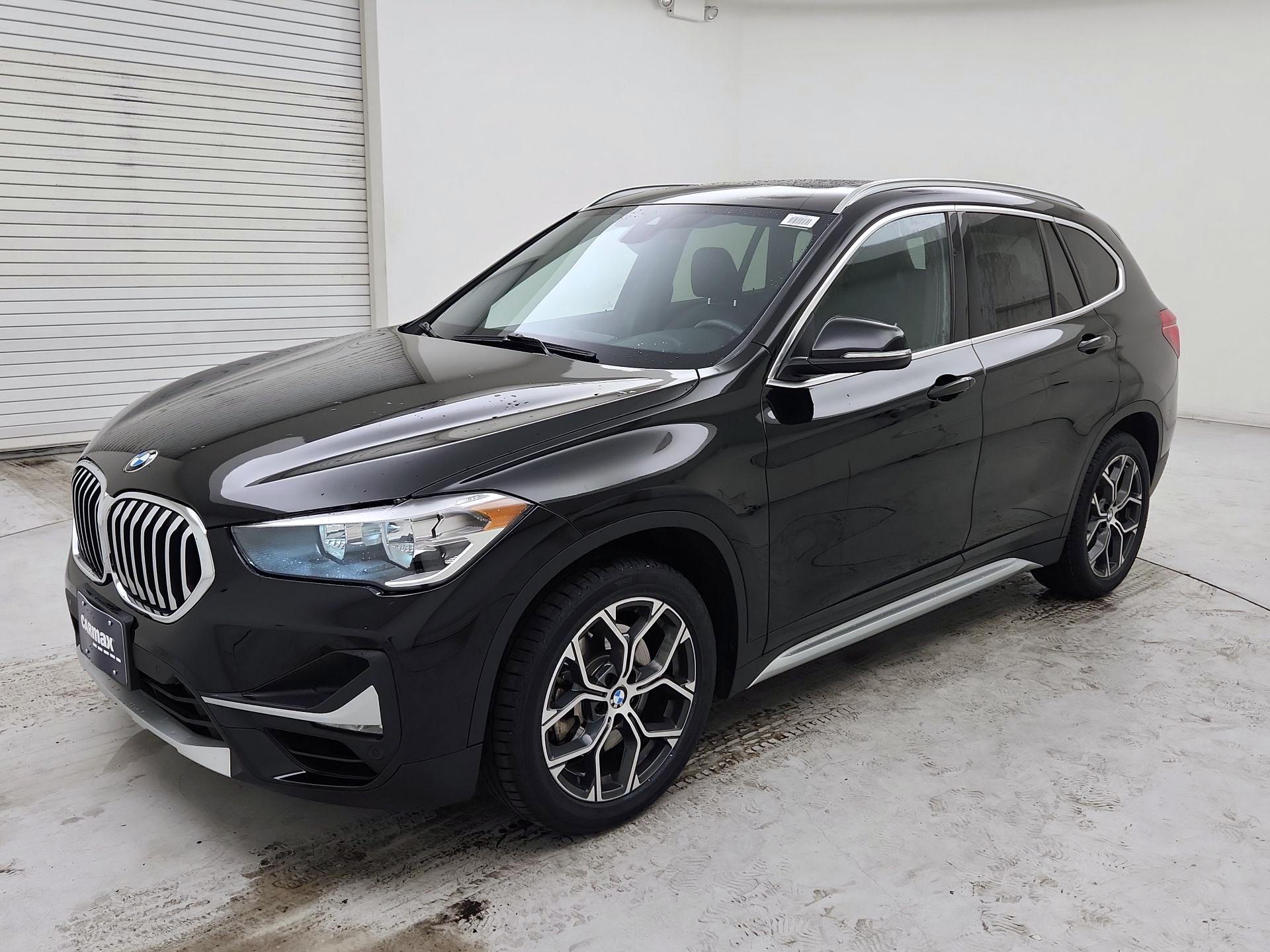 Thumbnail: 2020 BMW X1 - 3
