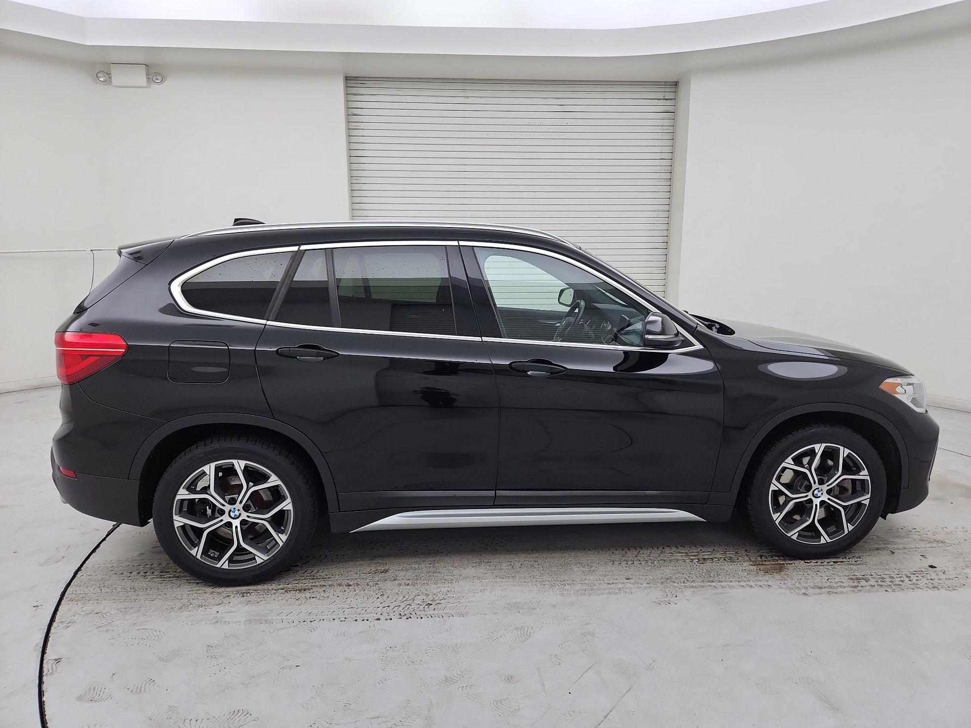 Thumbnail: 2020 BMW X1 - 4