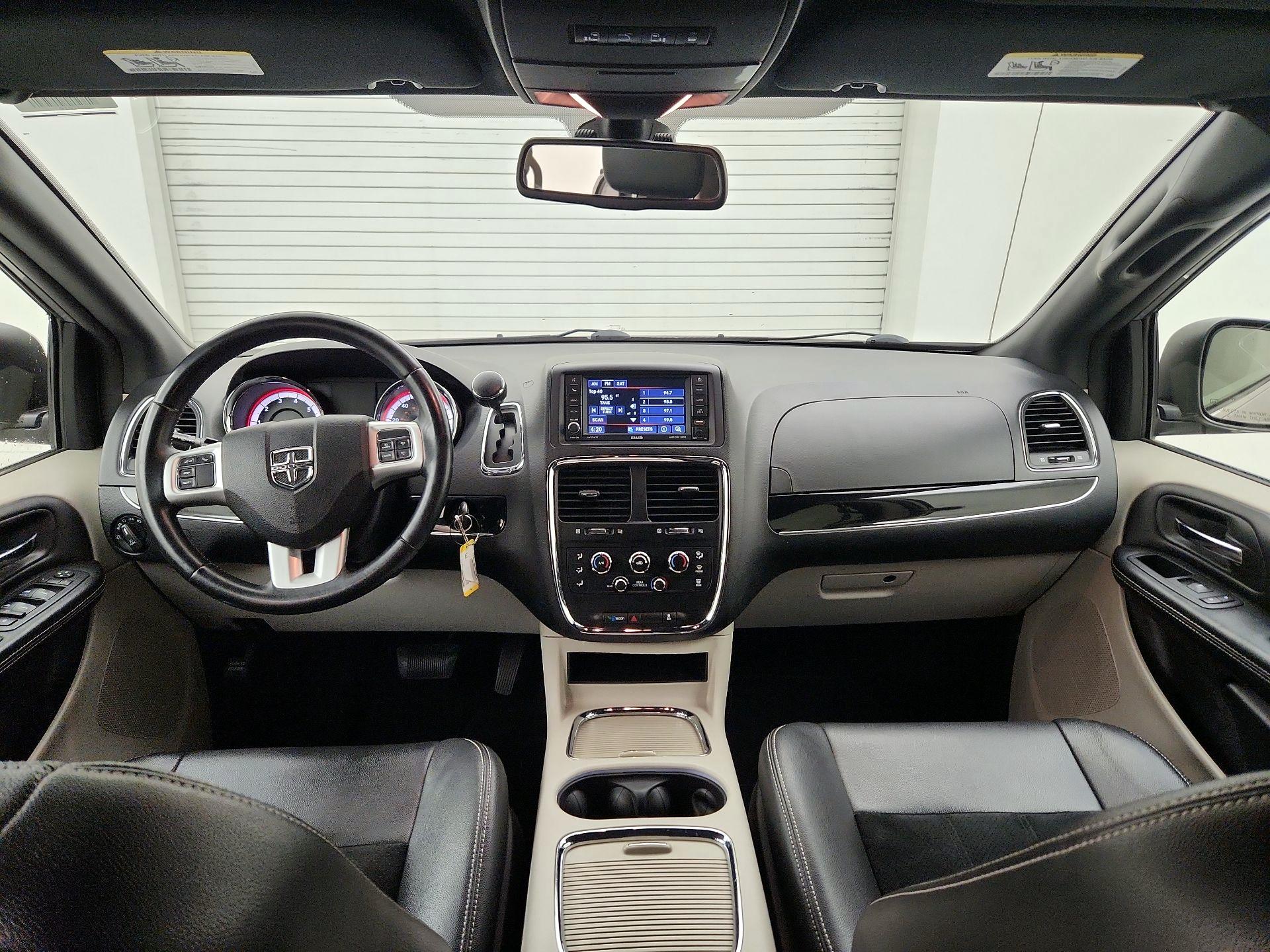 Thumbnail: 2018 Dodge Grand Caravan - 9