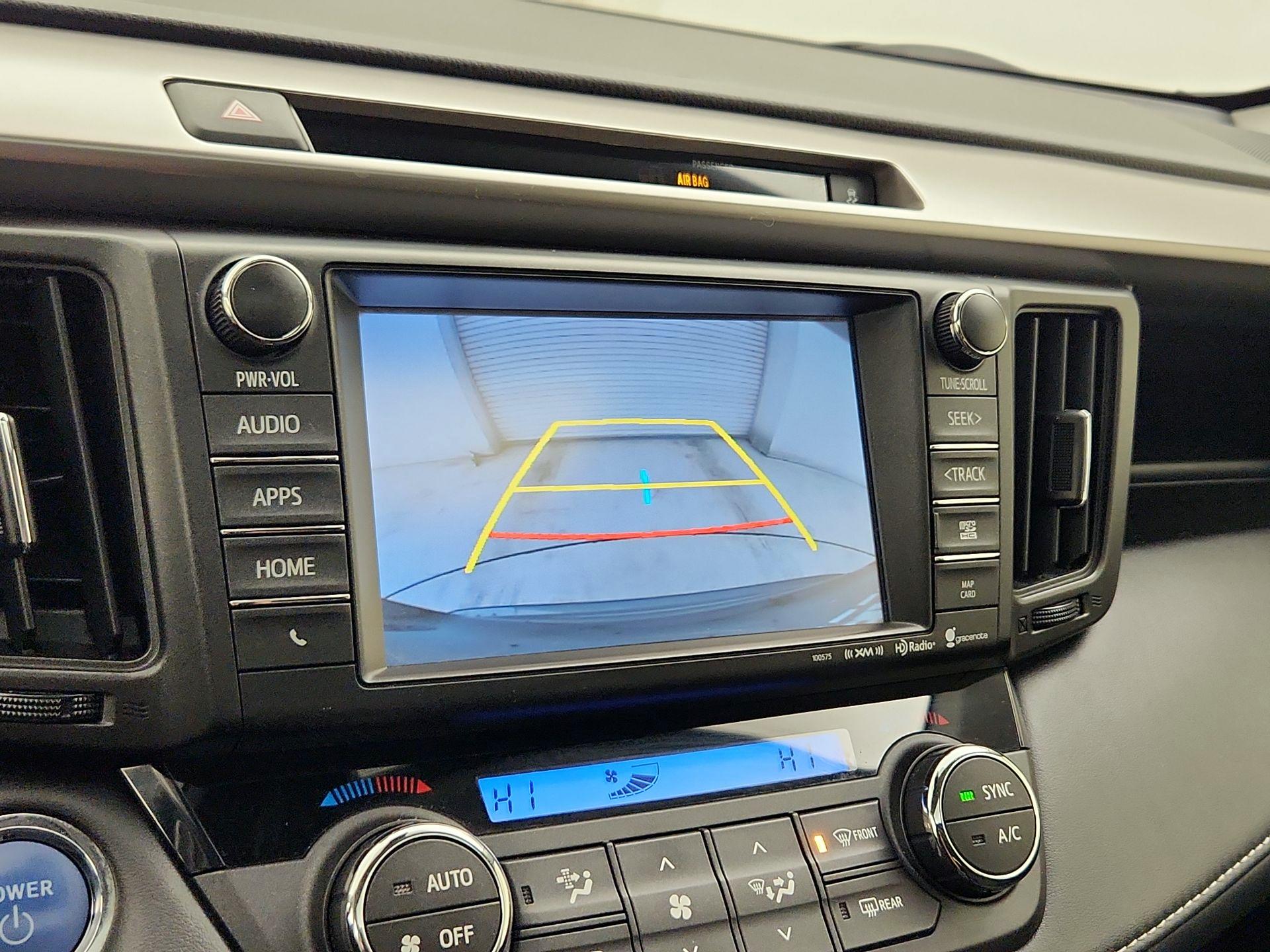 Thumbnail: 2016 Toyota RAV4 - 14