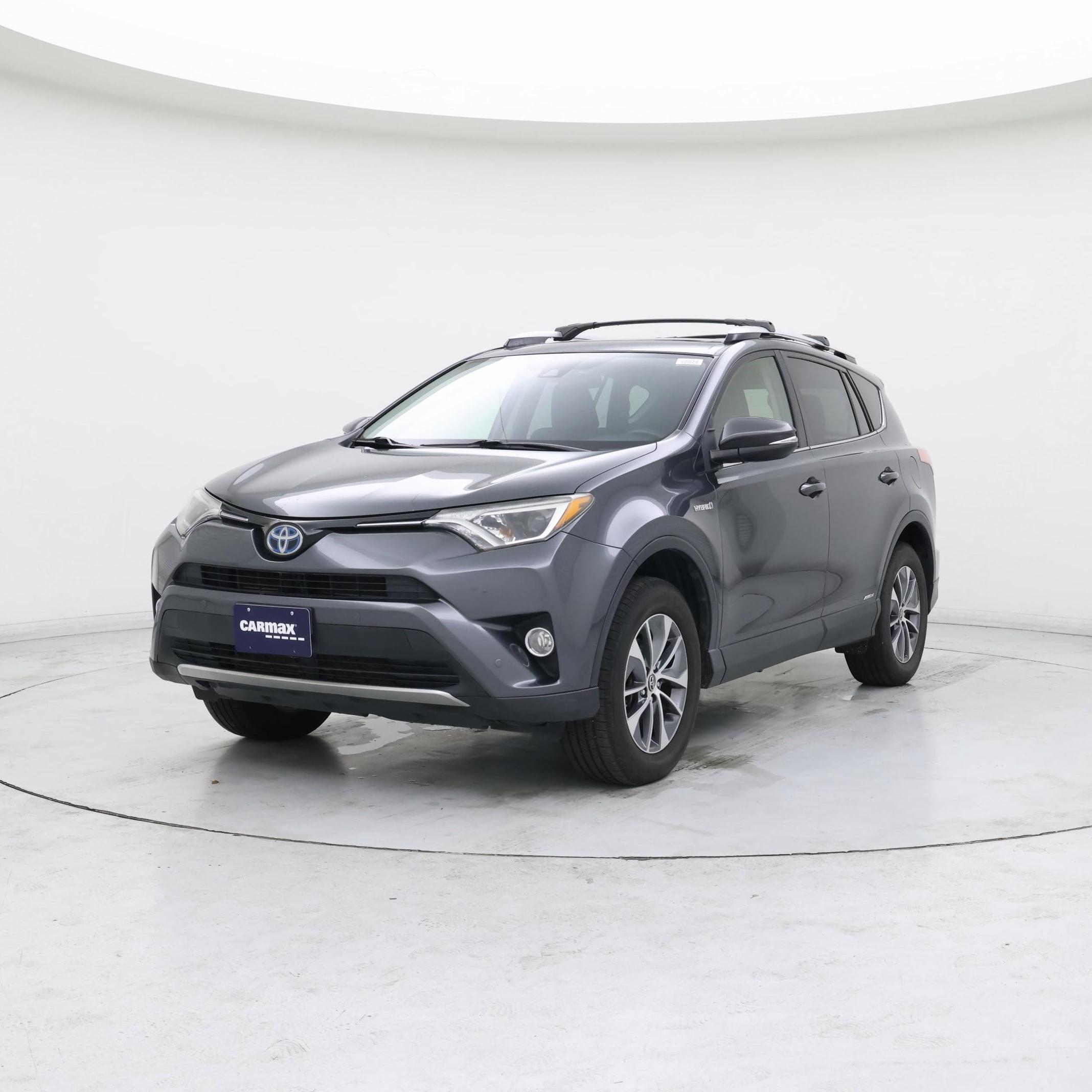 Thumbnail: 2016 Toyota RAV4 - 4