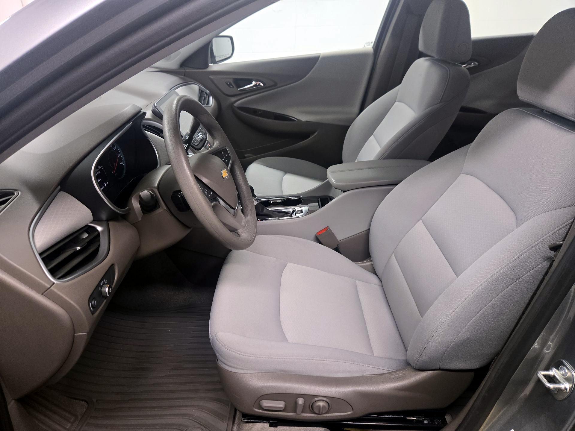 Thumbnail: 2024 Chevrolet Malibu - 11