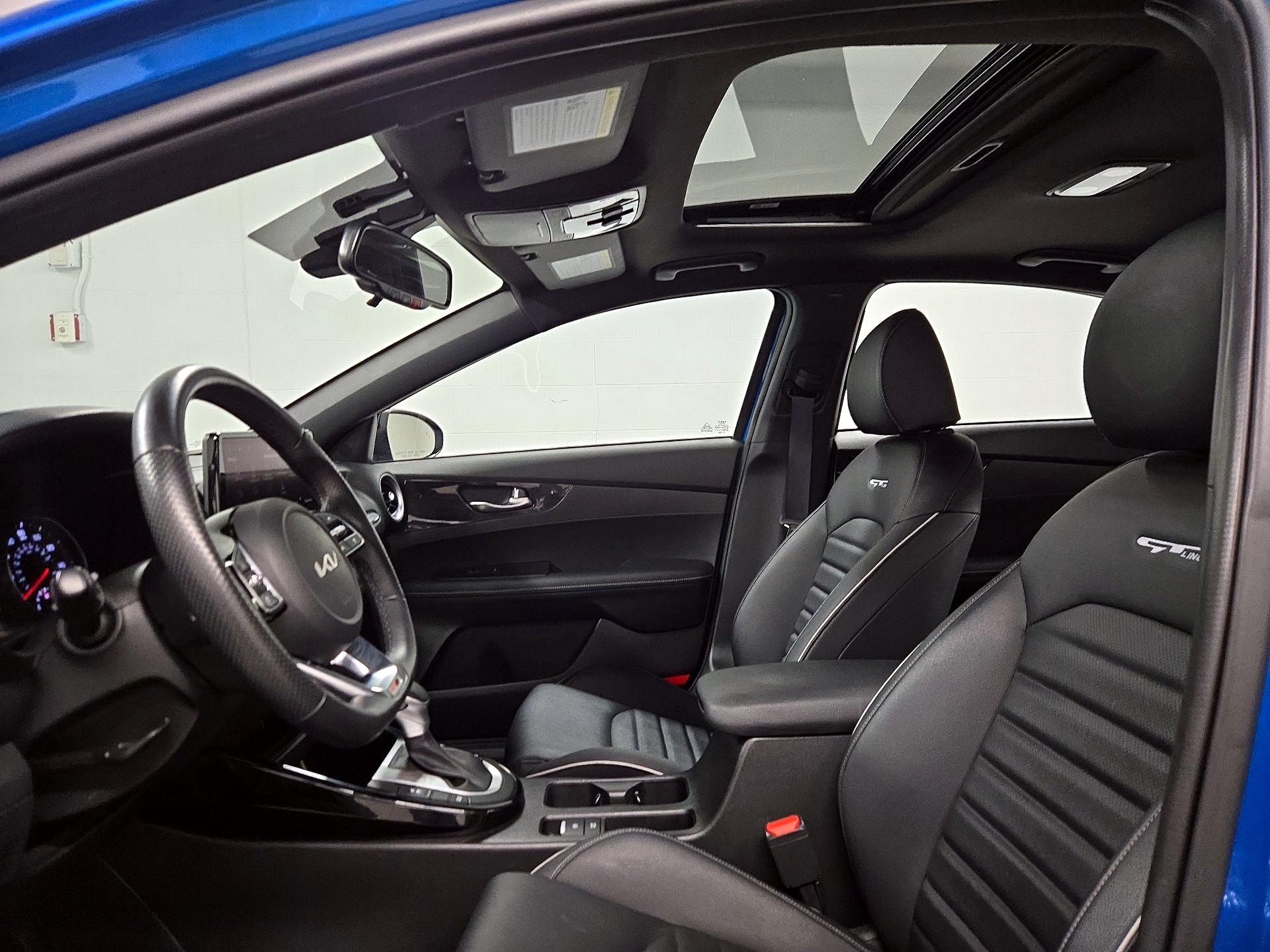 Thumbnail: 2023 Kia Forte - 20
