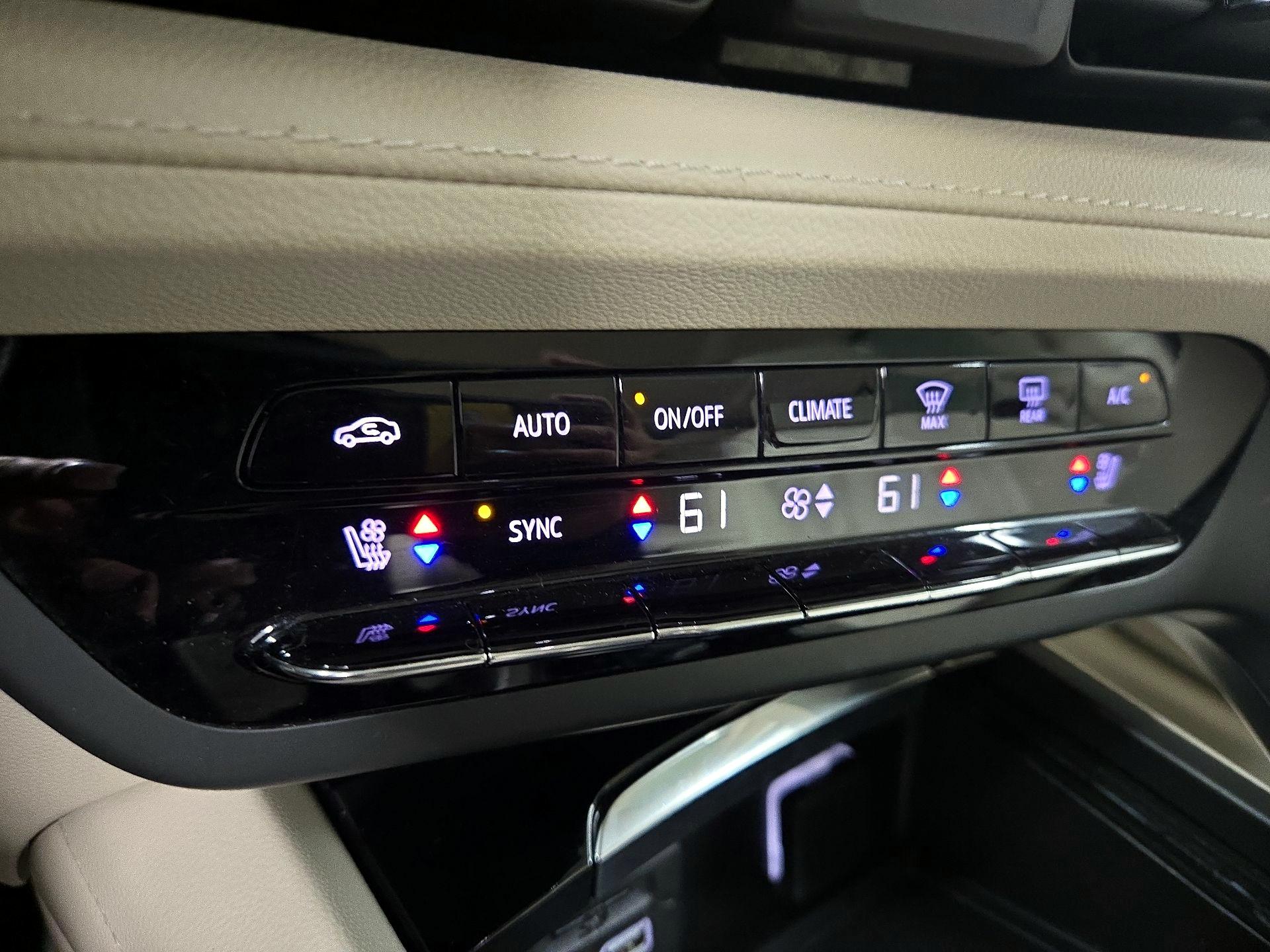 Thumbnail: 2023 Buick Envision - 16