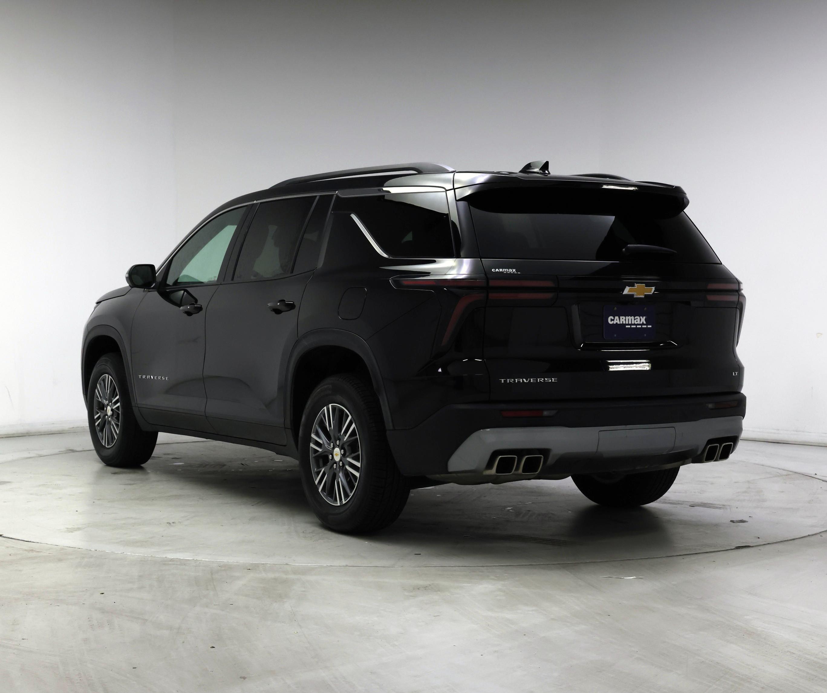 Thumbnail: 2024 Chevrolet Traverse - 2