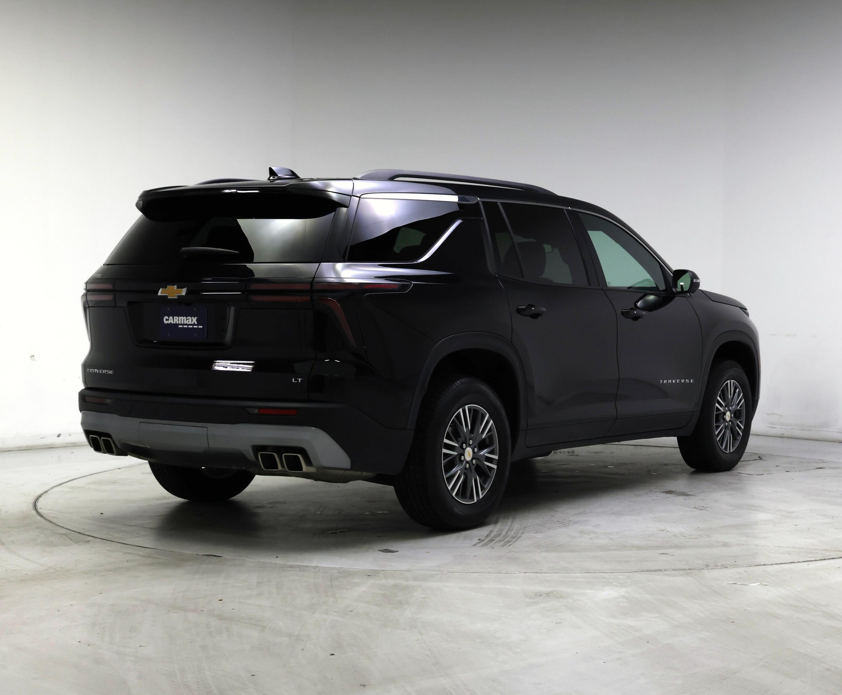 Thumbnail: 2024 Chevrolet Traverse - 8