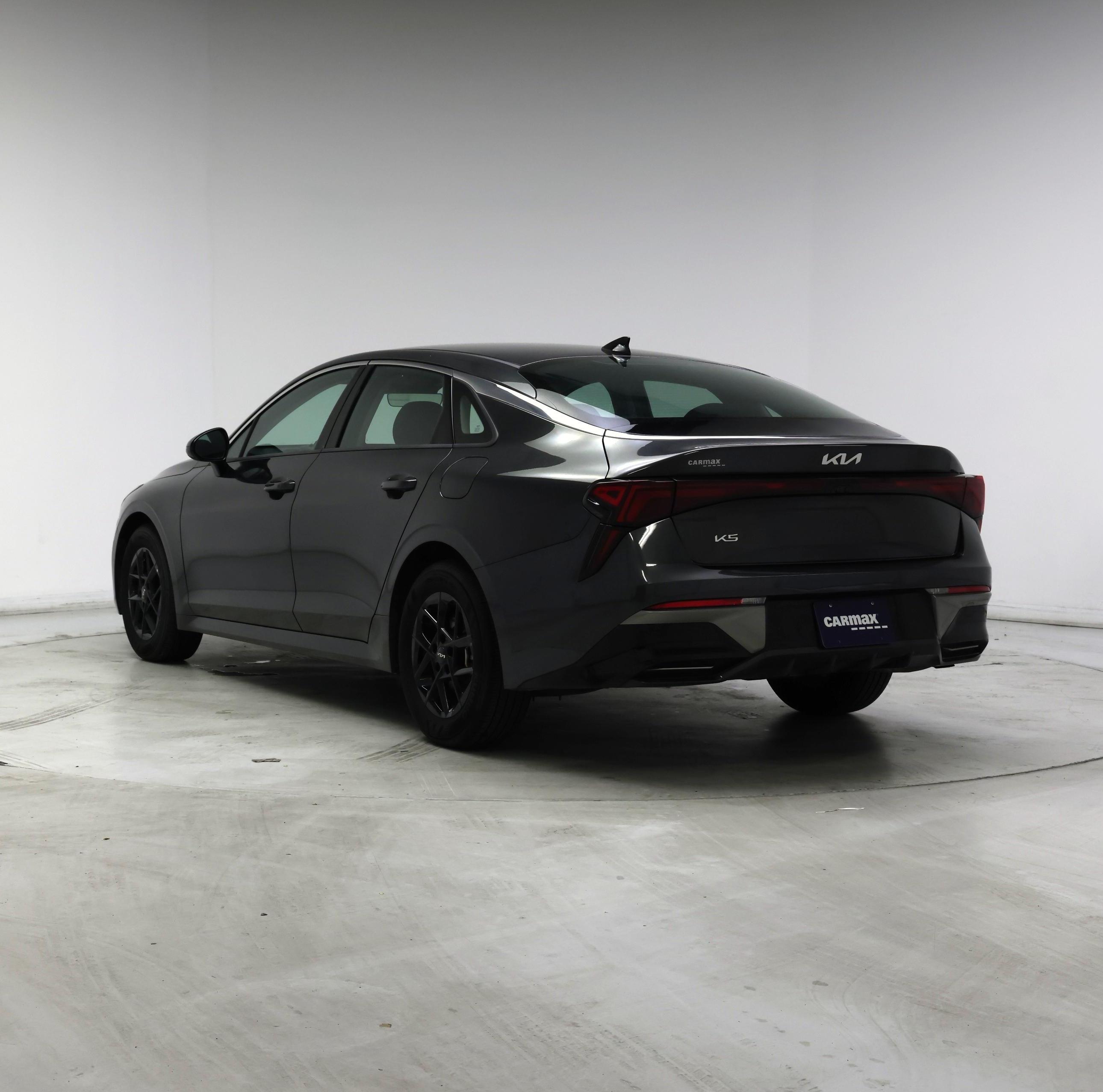 Thumbnail: 2025 Kia K5 - 2