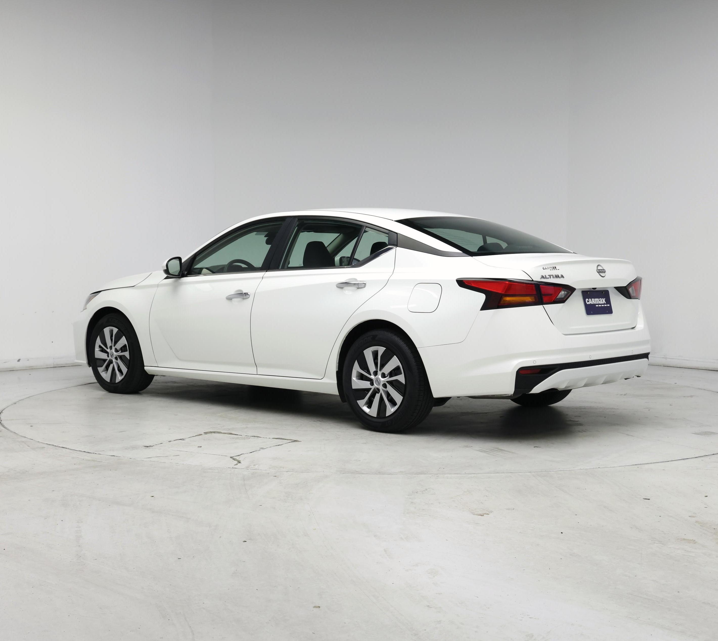 Thumbnail: 2023 Nissan Altima - 2