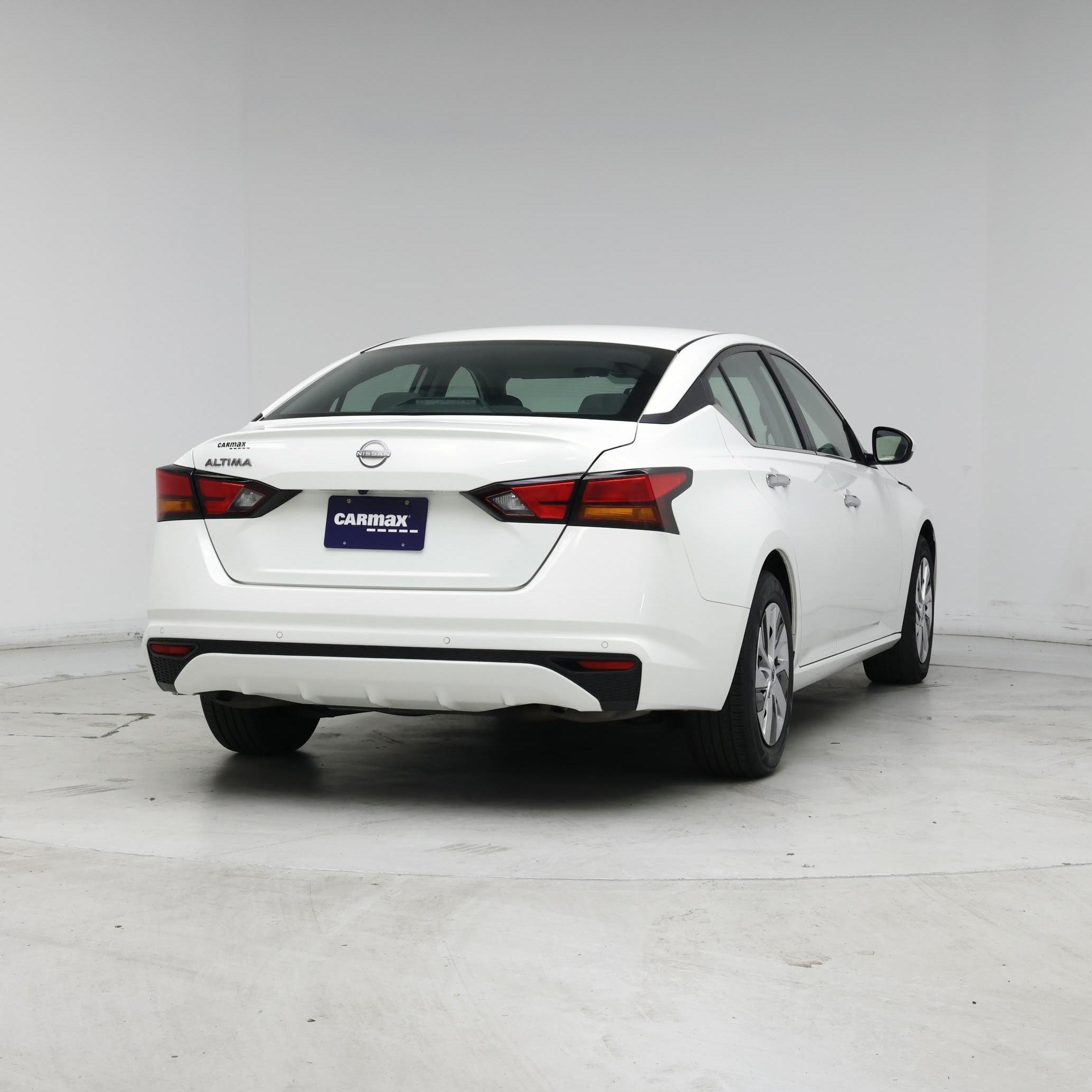 Thumbnail: 2023 Nissan Altima - 8
