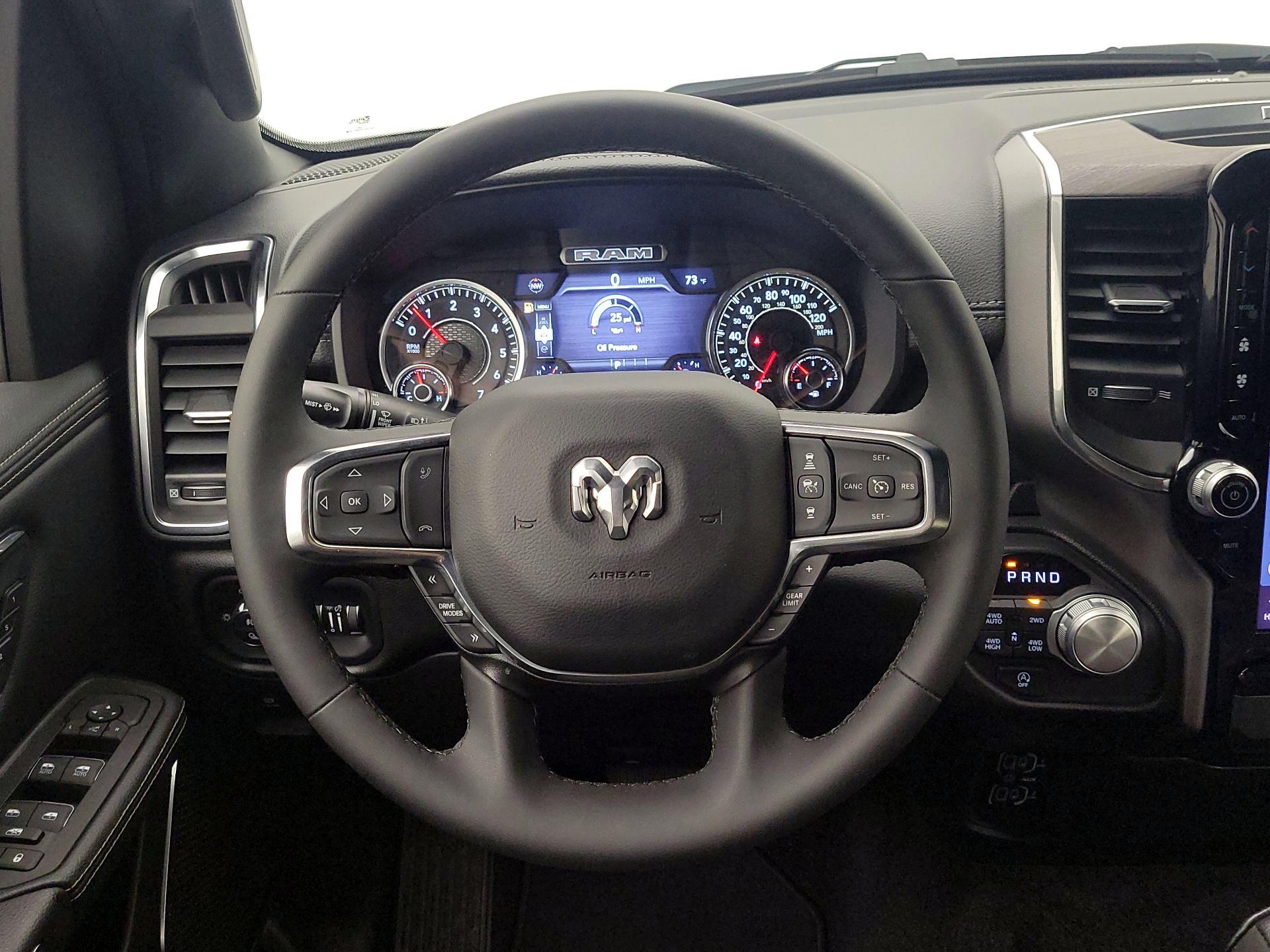 Thumbnail: 2025 RAM 1500 - 10