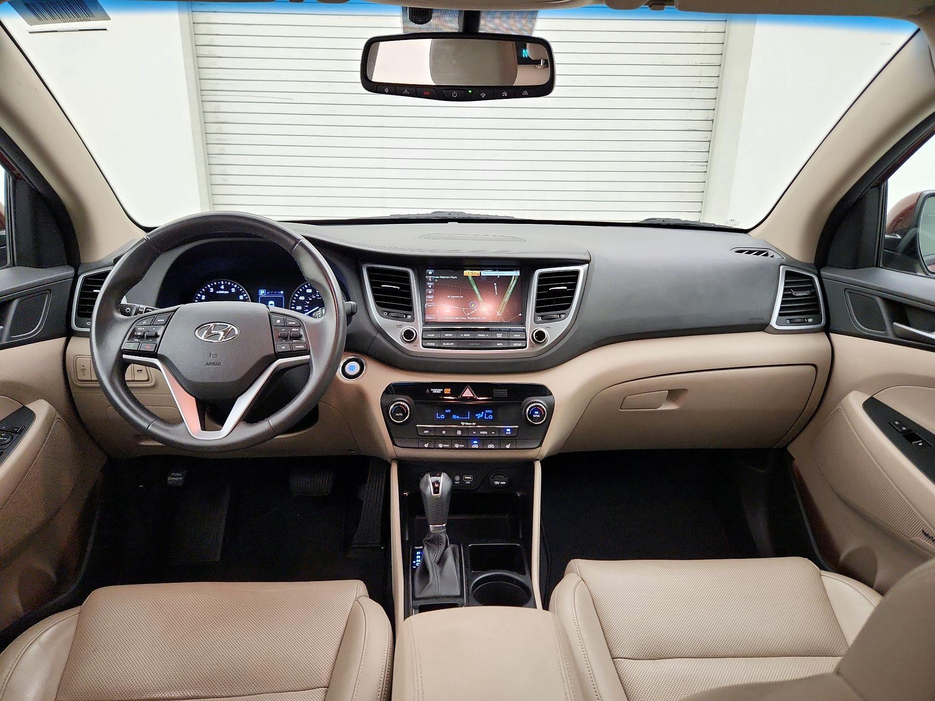 Thumbnail: 2017 Hyundai Tucson - 9