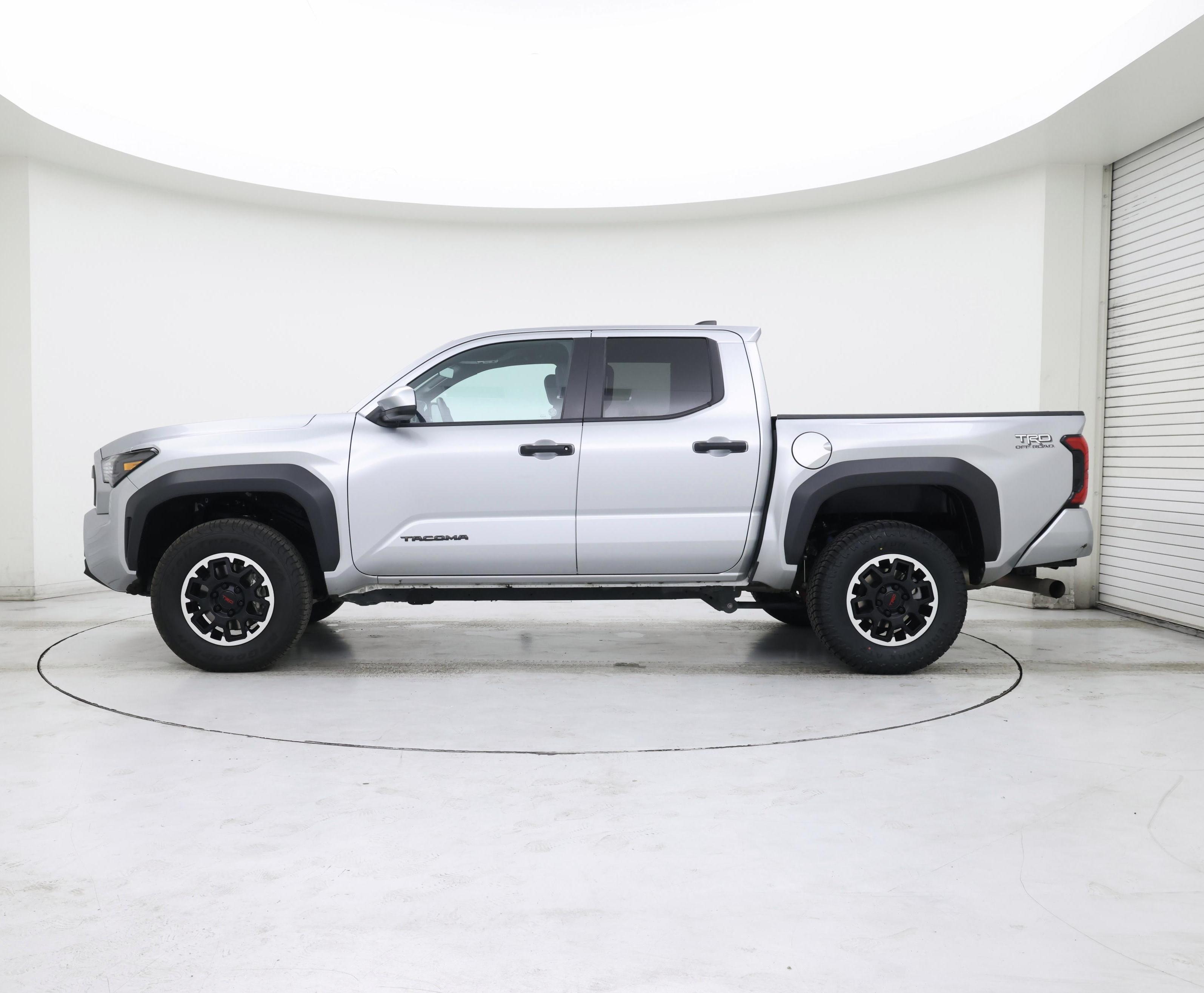 Thumbnail: 2024 Toyota Tacoma - 3