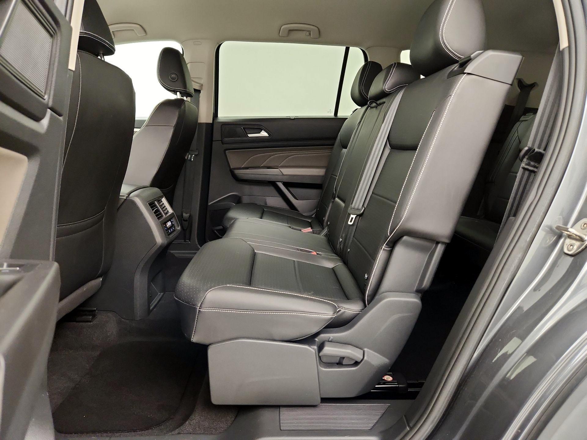 Thumbnail: 2023 Volkswagen Atlas - 19