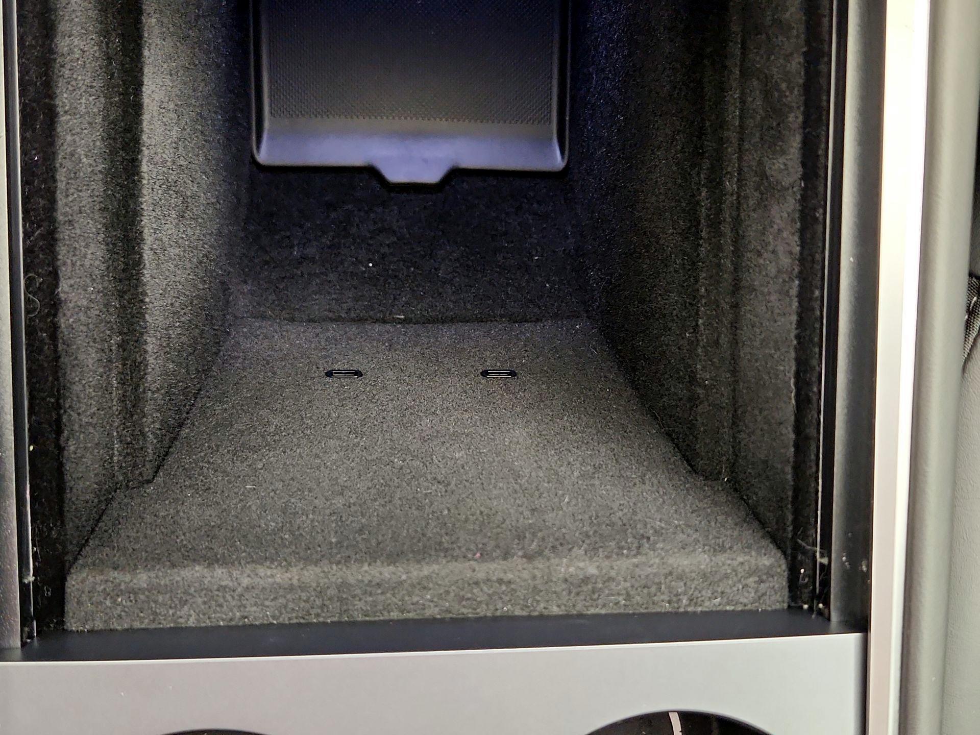 Thumbnail: 2023 Tesla Model 3 - 18