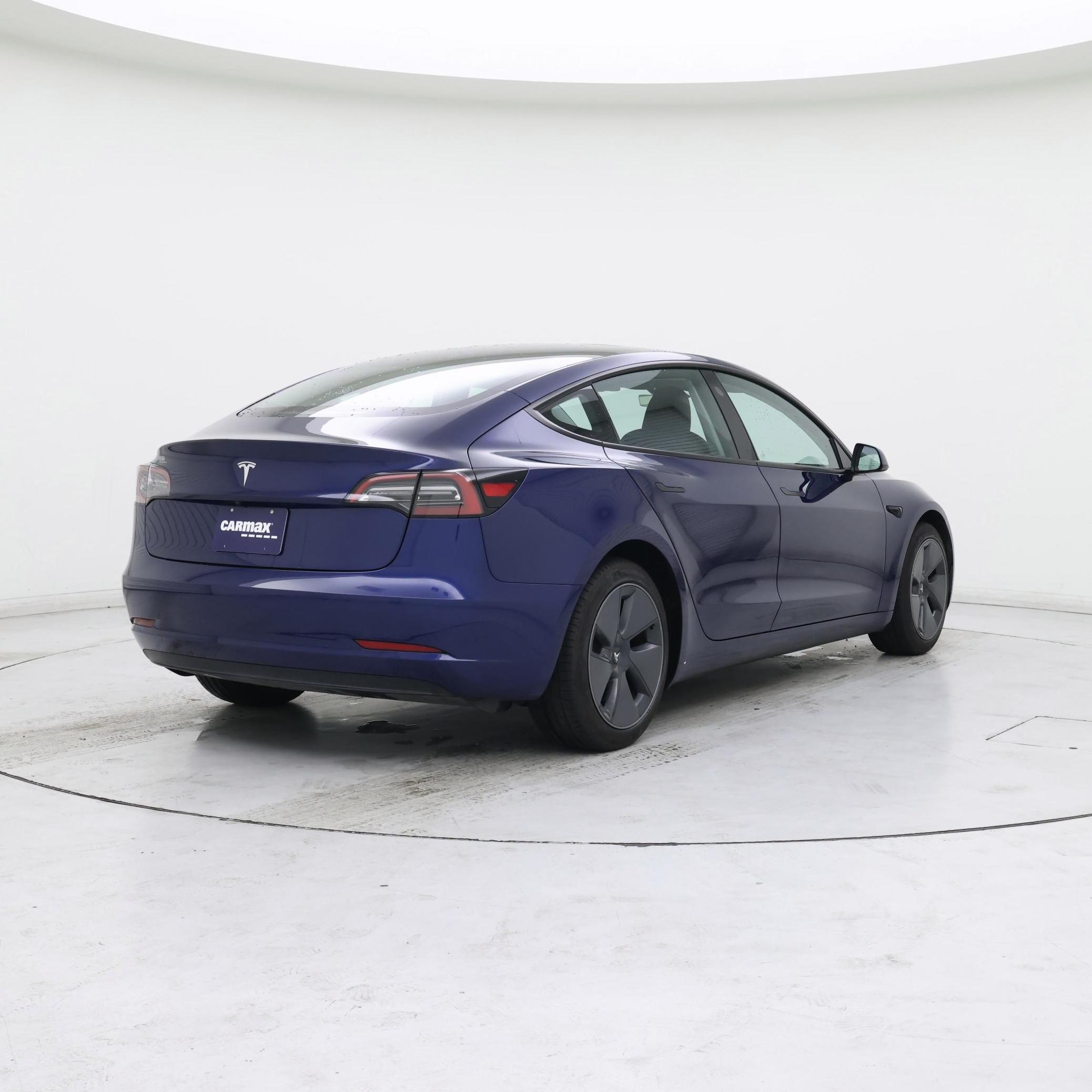 Thumbnail: 2023 Tesla Model 3 - 8