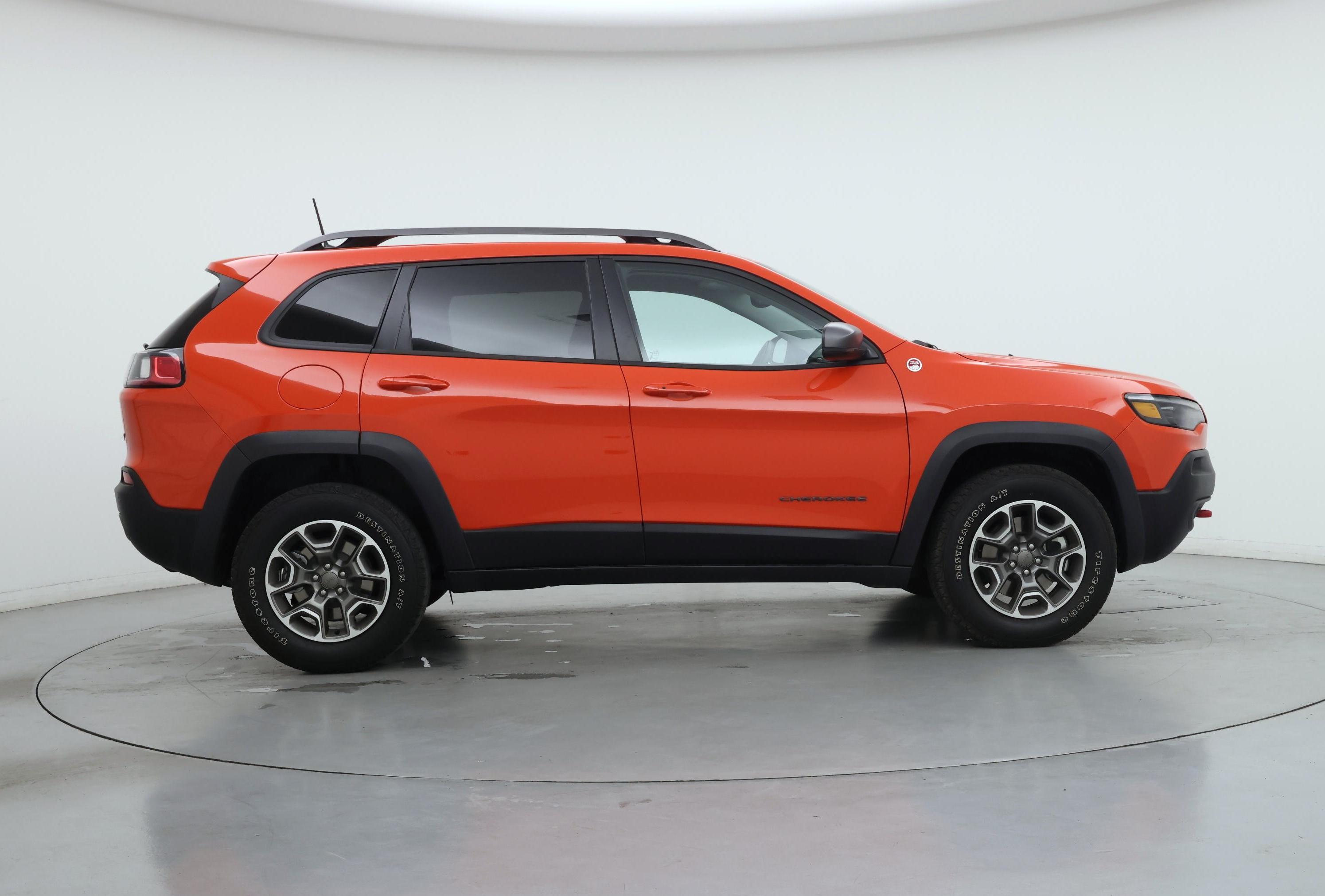 Thumbnail: 2021 Jeep Cherokee - 7