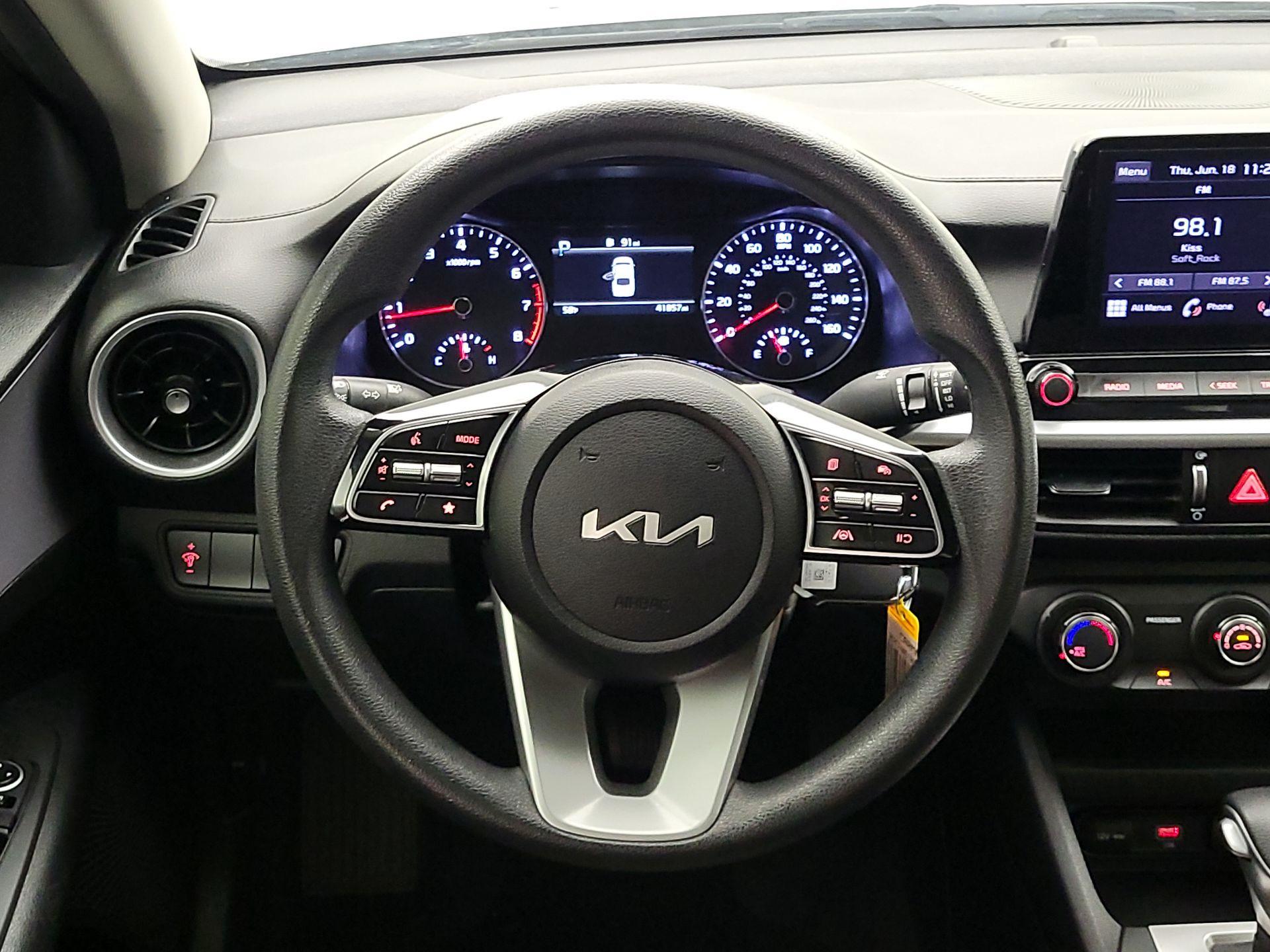 Thumbnail: 2024 Kia Forte - 10