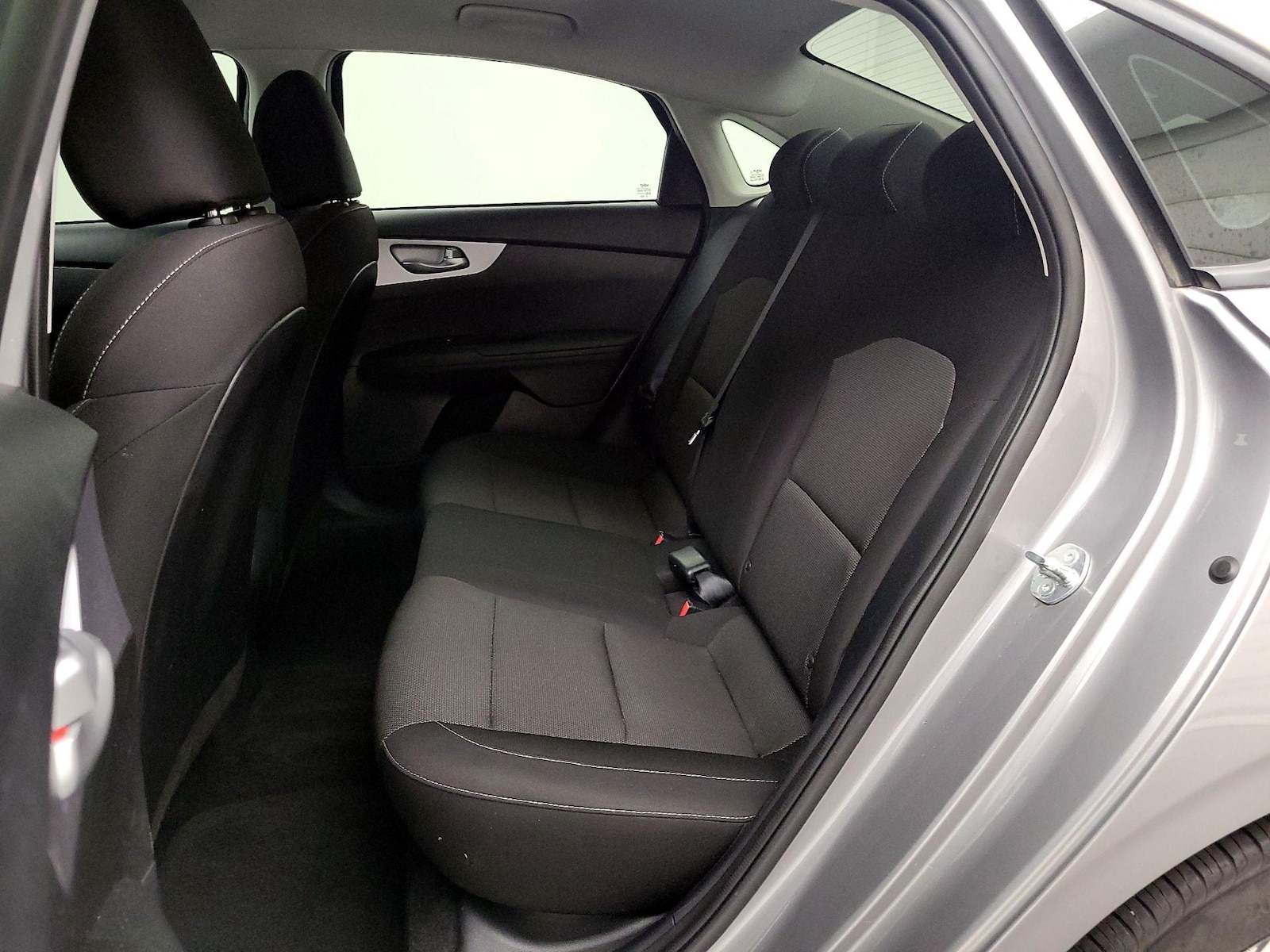 2024 Kia Forte LXS - Photo 20