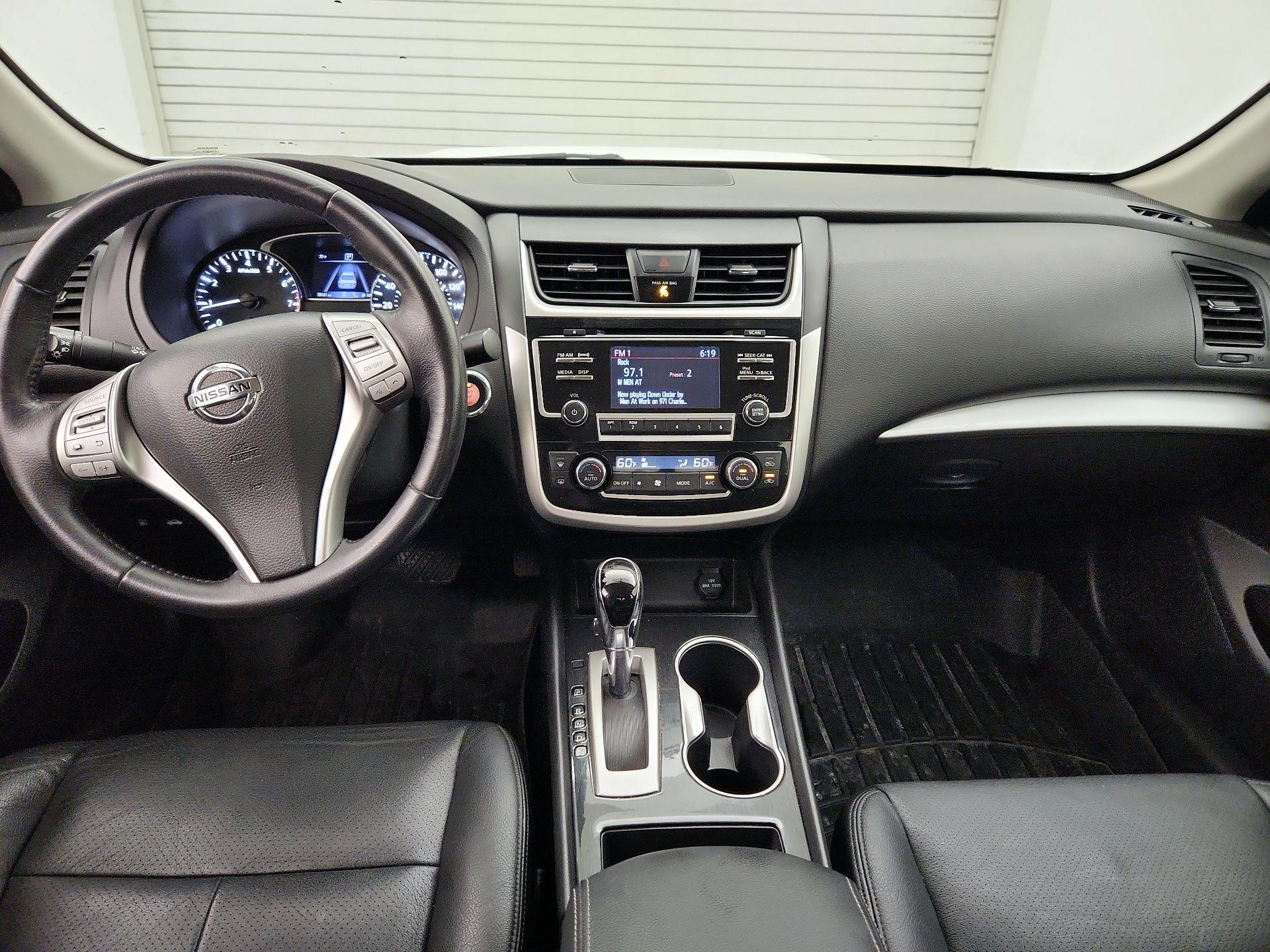 Thumbnail: 2018 Nissan Altima - 9