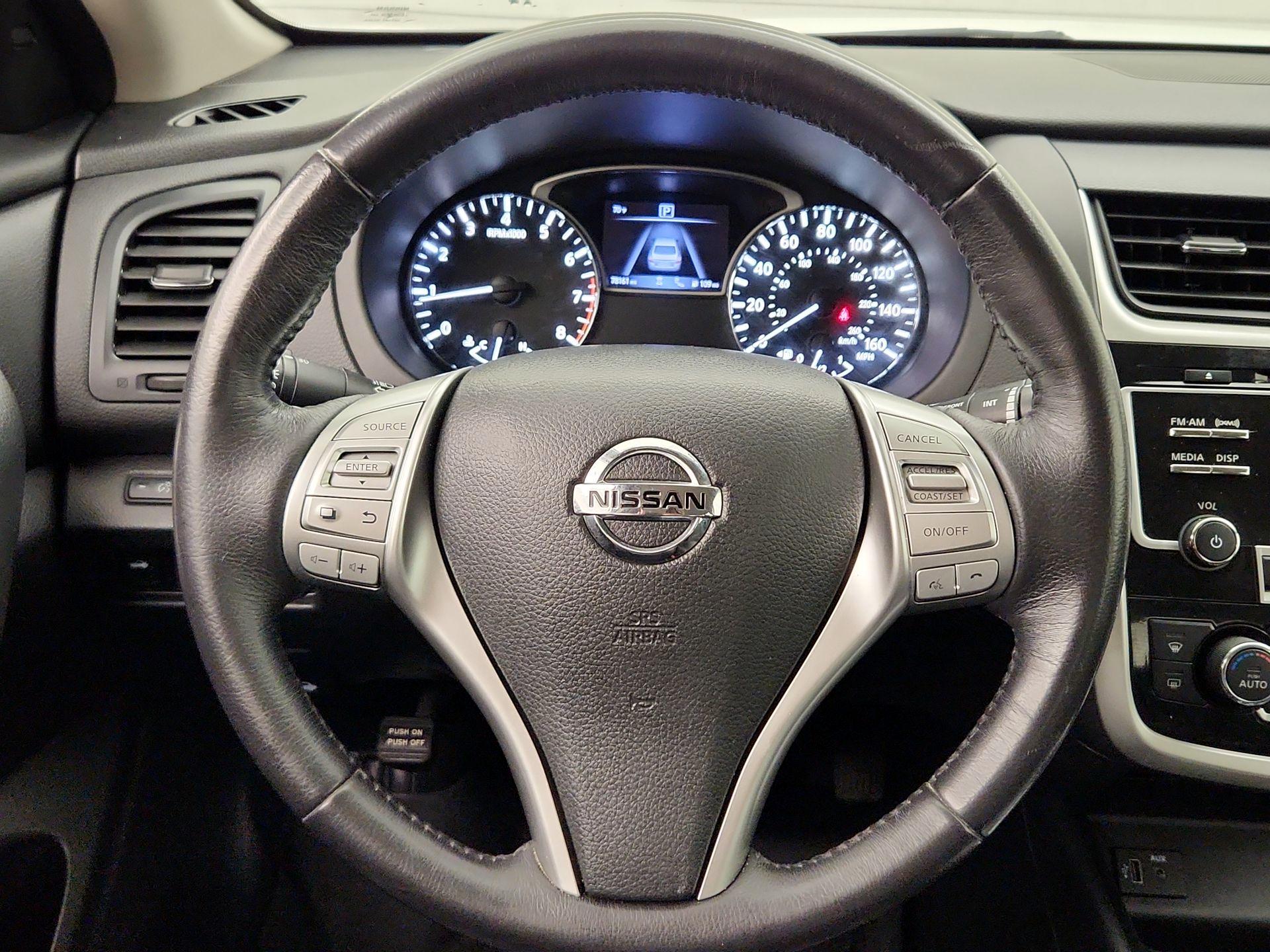 Thumbnail: 2018 Nissan Altima - 10