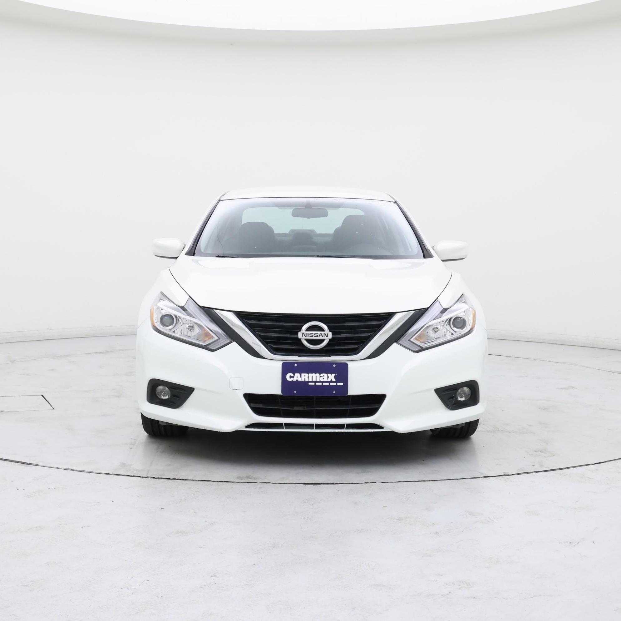 Thumbnail: 2018 Nissan Altima - 5