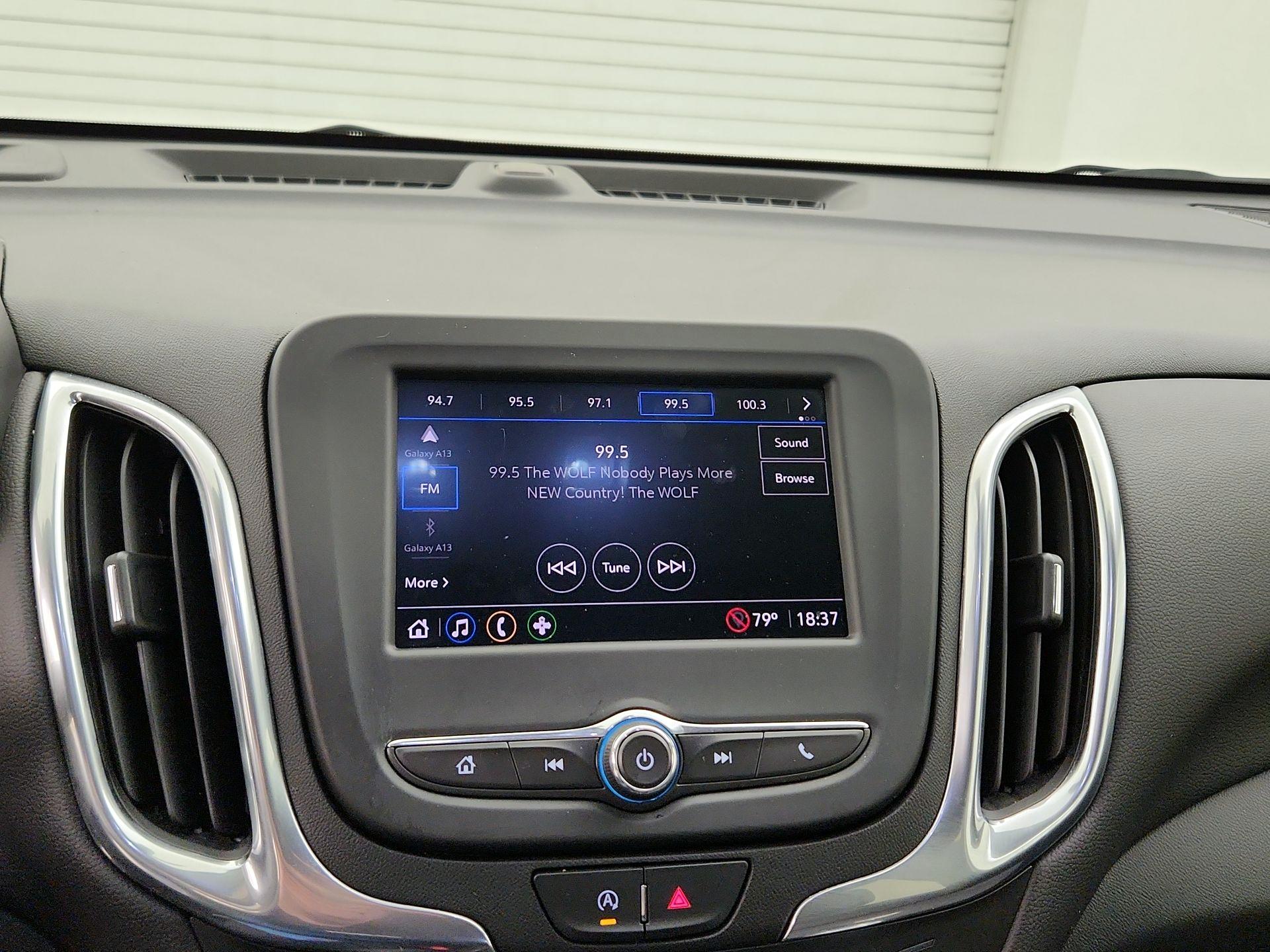 Thumbnail: 2022 Chevrolet Equinox - 15