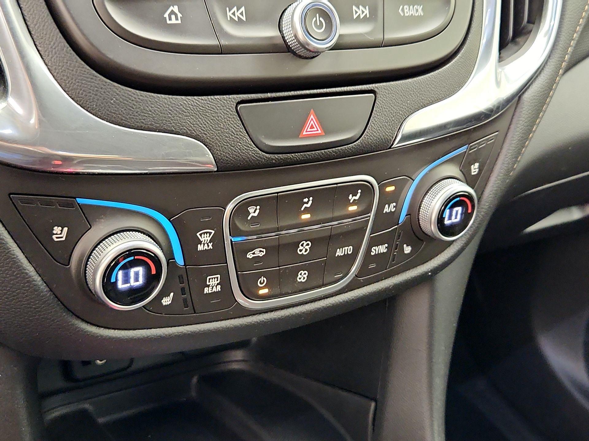 Thumbnail: 2018 Chevrolet Equinox - 17