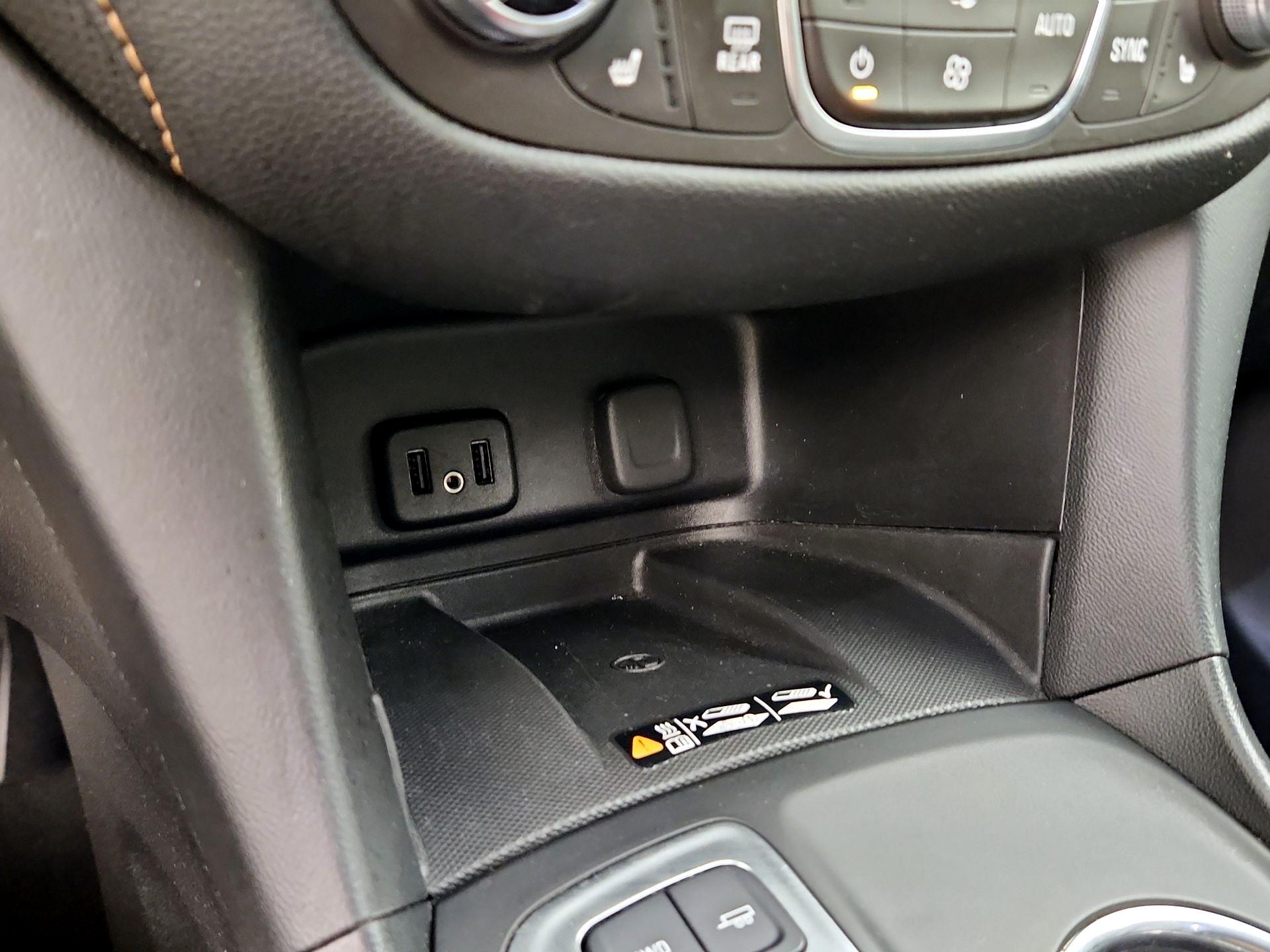 Thumbnail: 2018 Chevrolet Equinox - 19