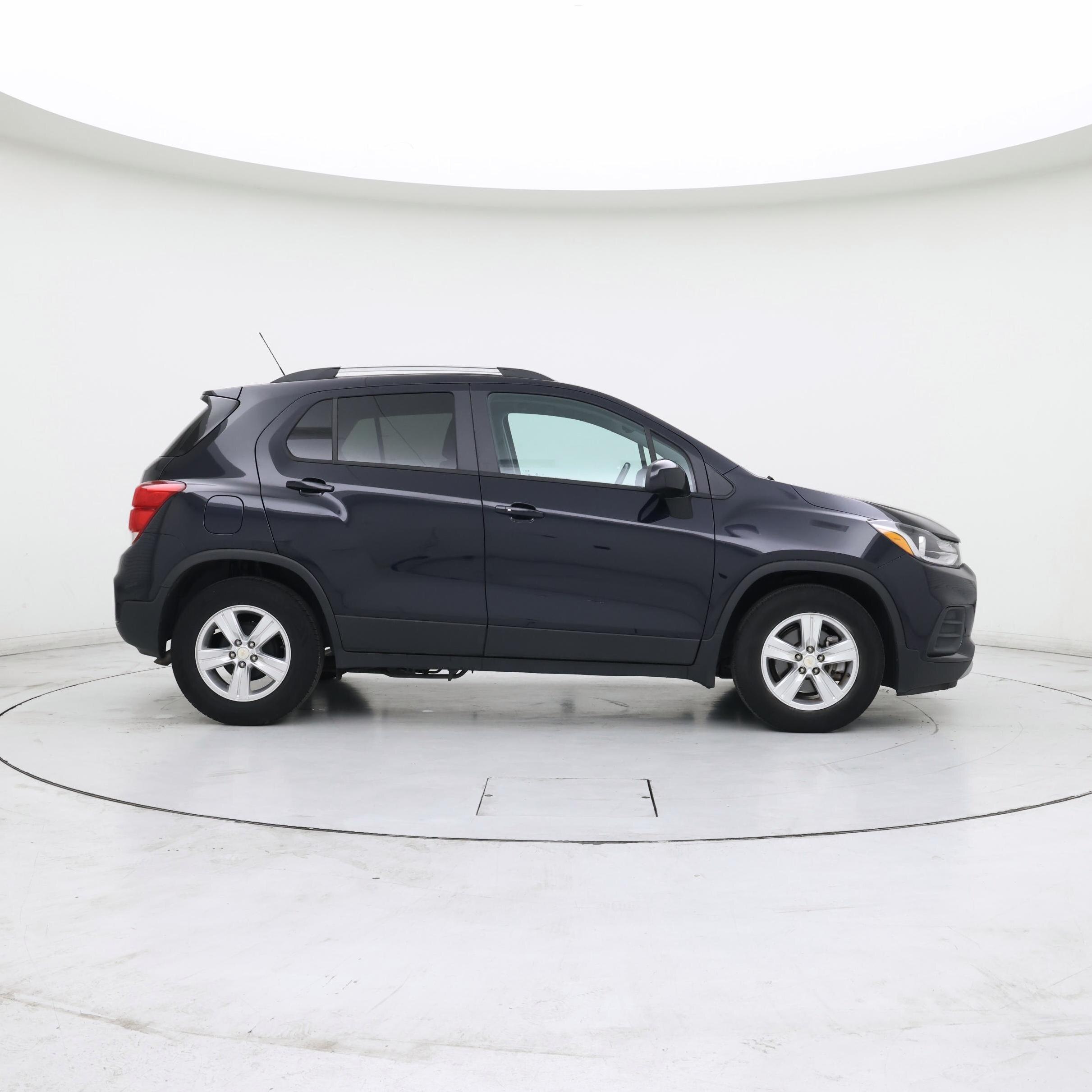 Thumbnail: 2021 Chevrolet Trax - 7