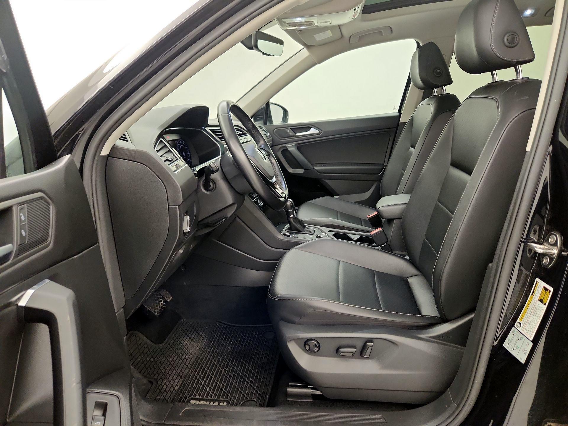 Thumbnail: 2019 Volkswagen Tiguan - 11
