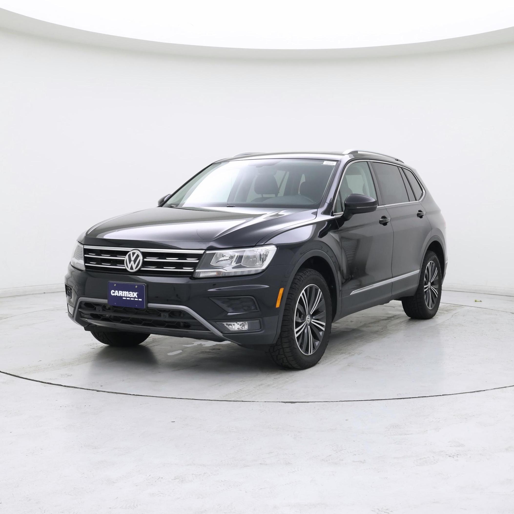 Thumbnail: 2019 Volkswagen Tiguan - 4