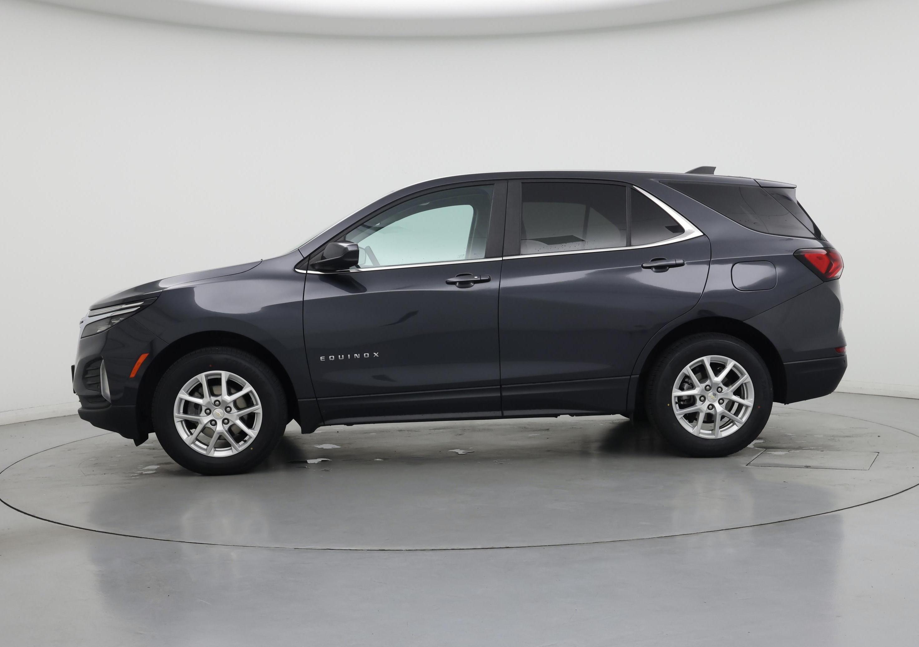 Thumbnail: 2023 Chevrolet Equinox - 3