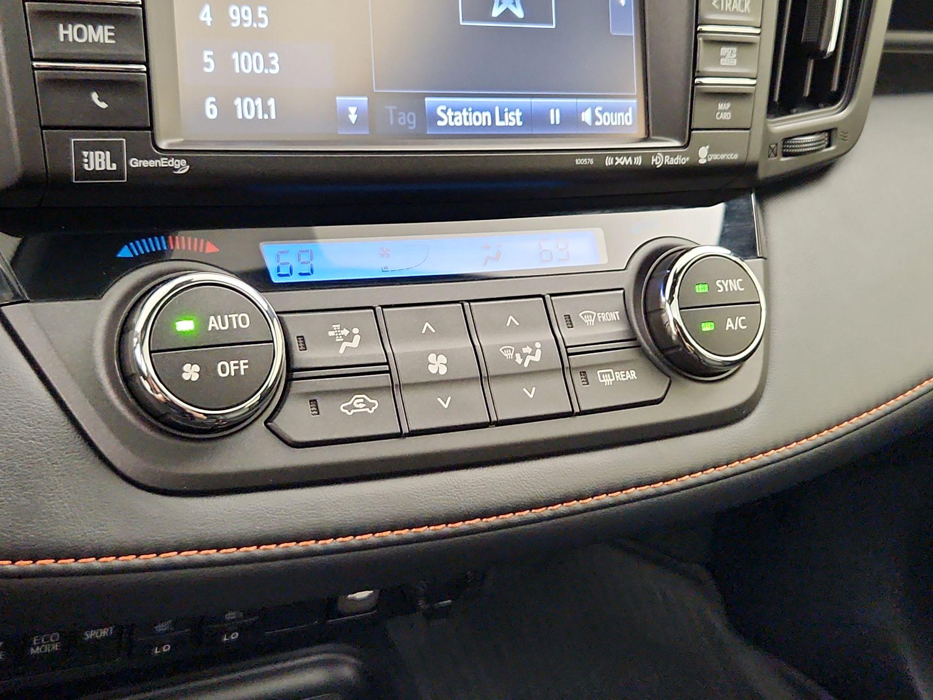 Thumbnail: 2017 Toyota RAV4 - 16