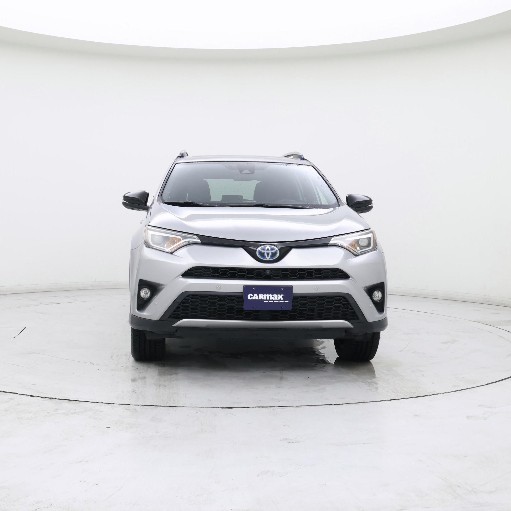 Thumbnail: 2017 Toyota RAV4 - 5