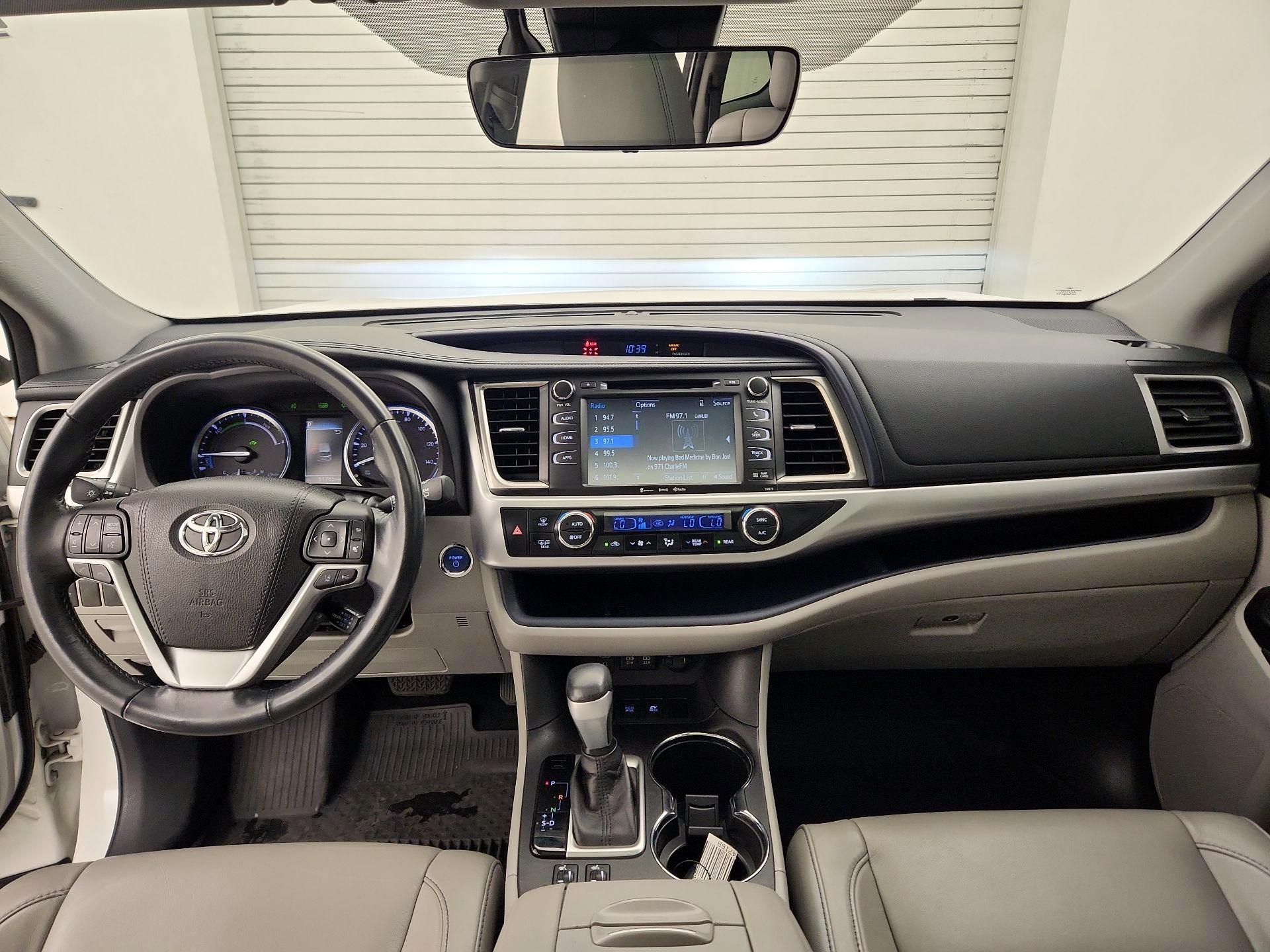 Thumbnail: 2018 Toyota Highlander - 9