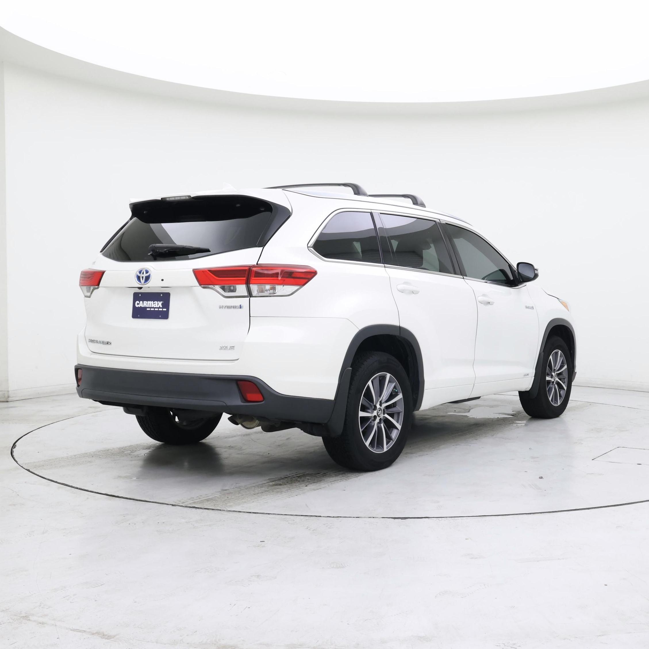 Thumbnail: 2018 Toyota Highlander - 8