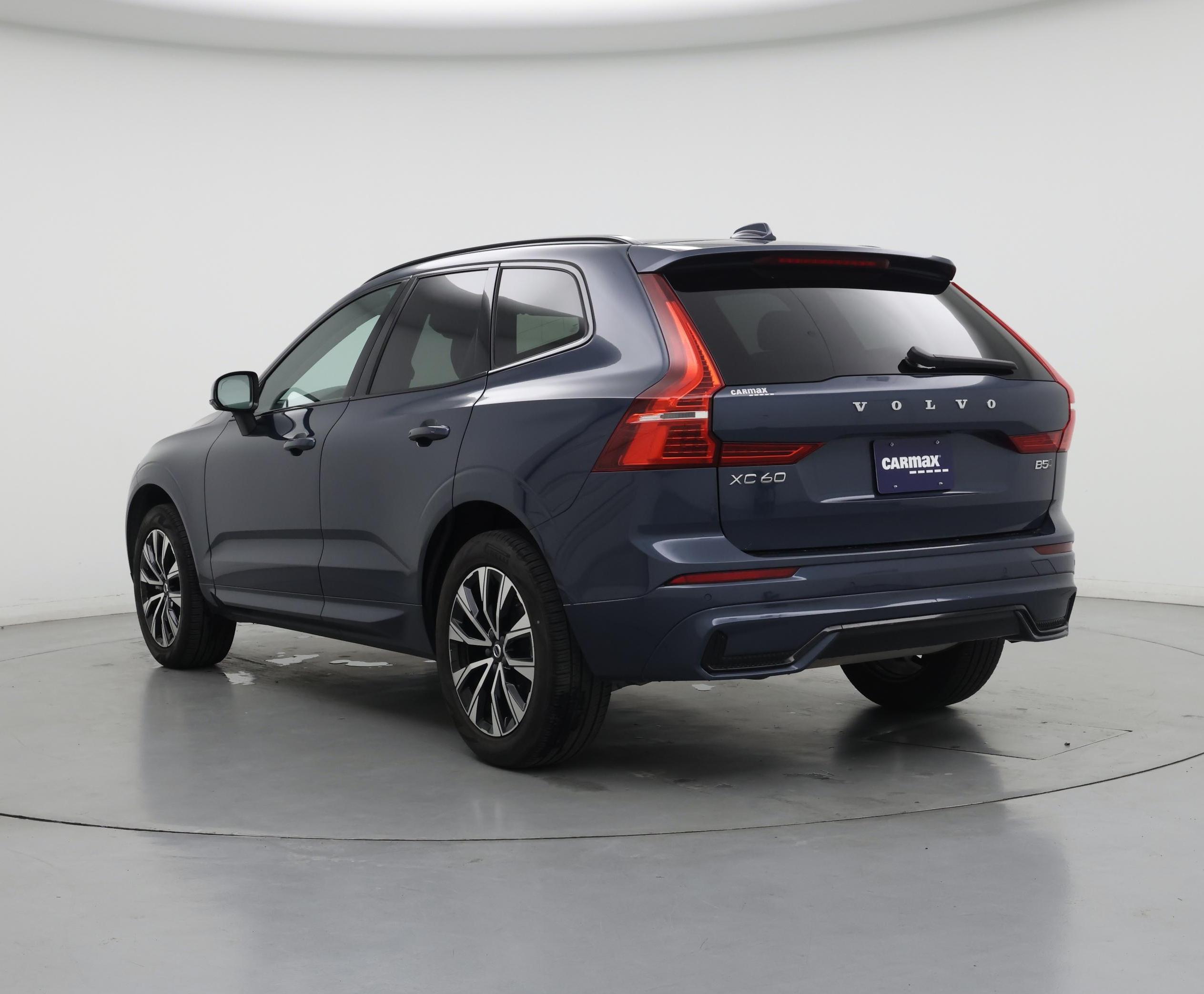Thumbnail: 2025 Volvo XC60 - 2