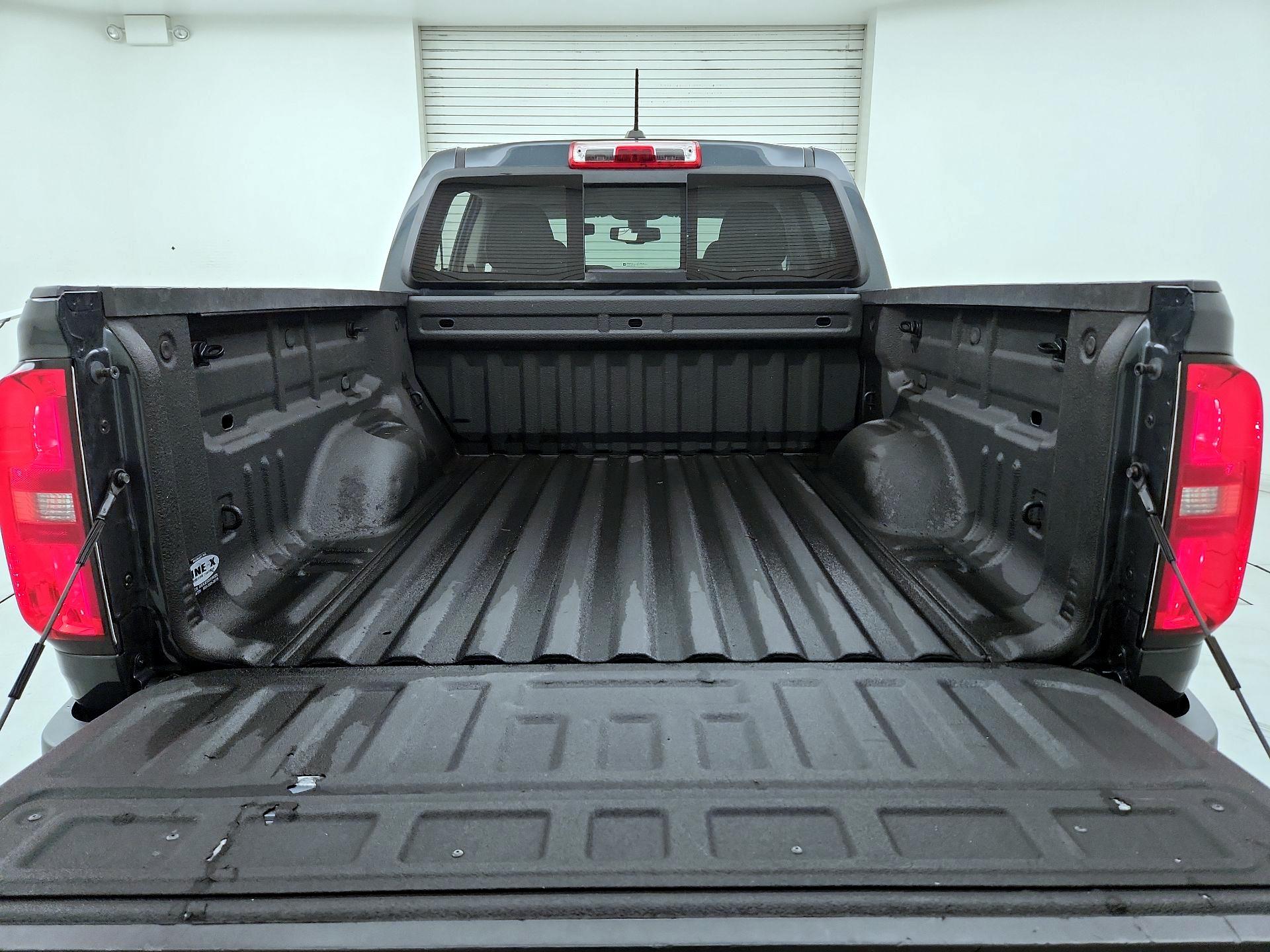 Thumbnail: 2018 Chevrolet Colorado - 20