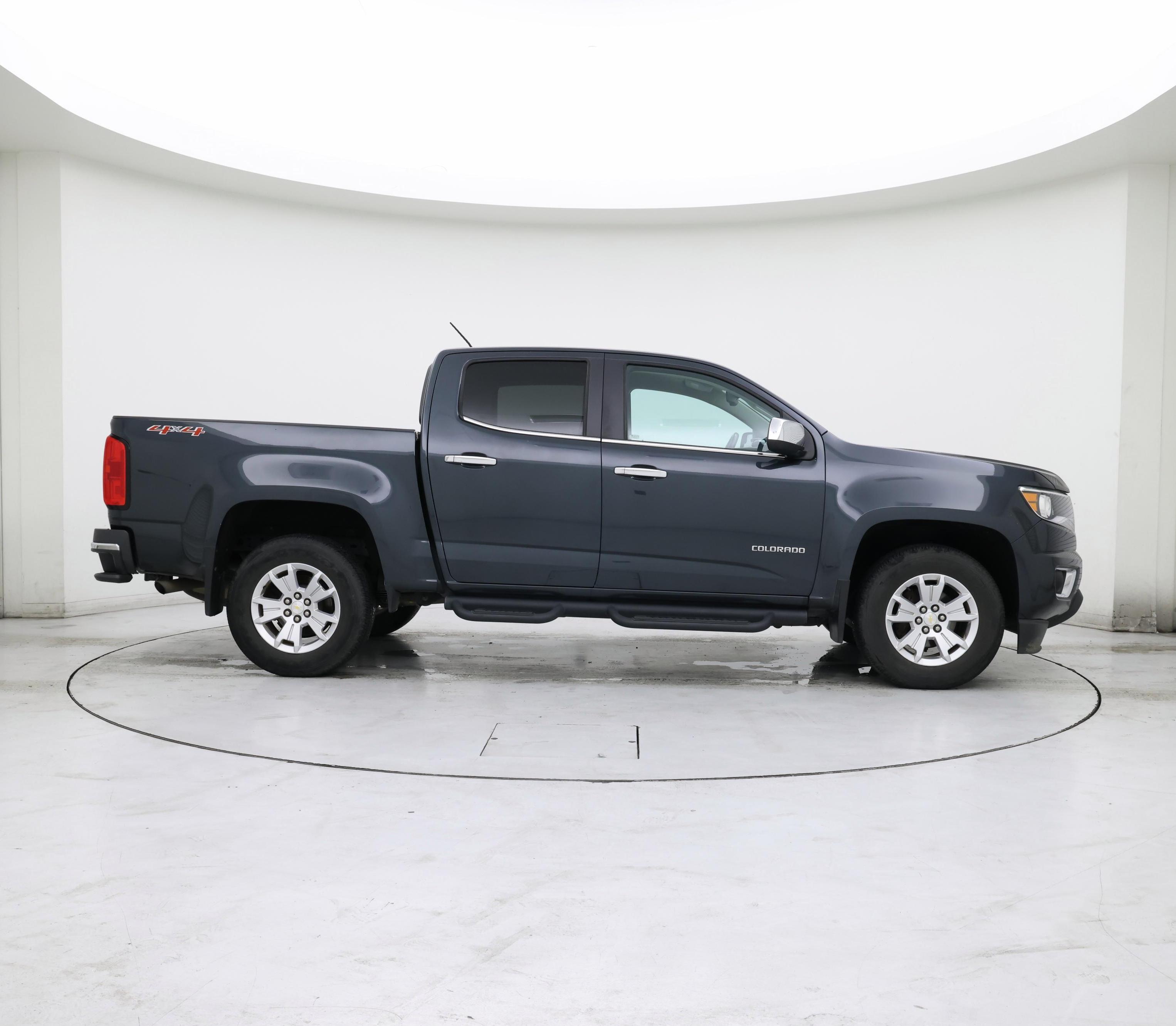 Thumbnail: 2018 Chevrolet Colorado - 7