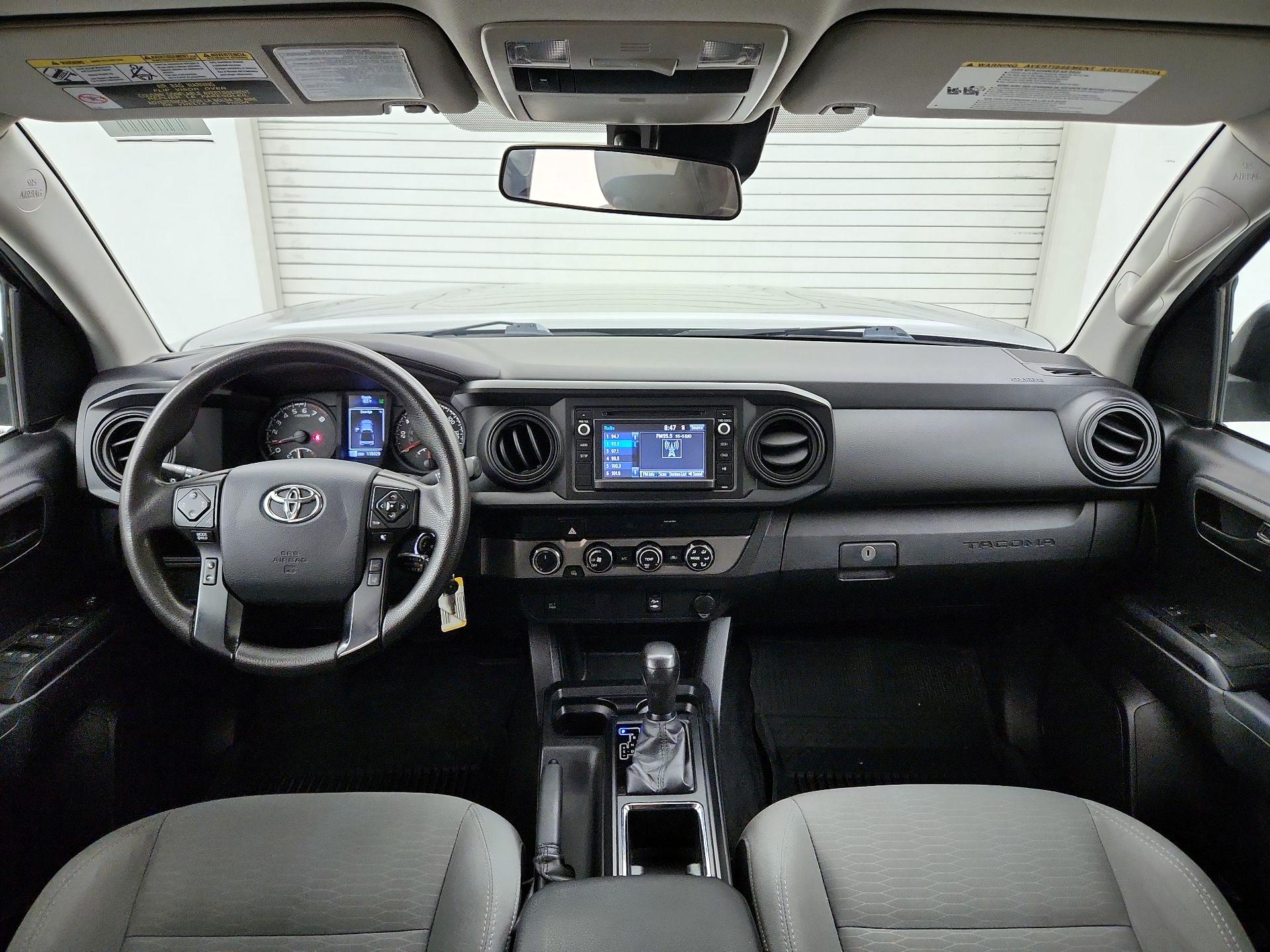 Thumbnail: 2019 Toyota Tacoma - 9