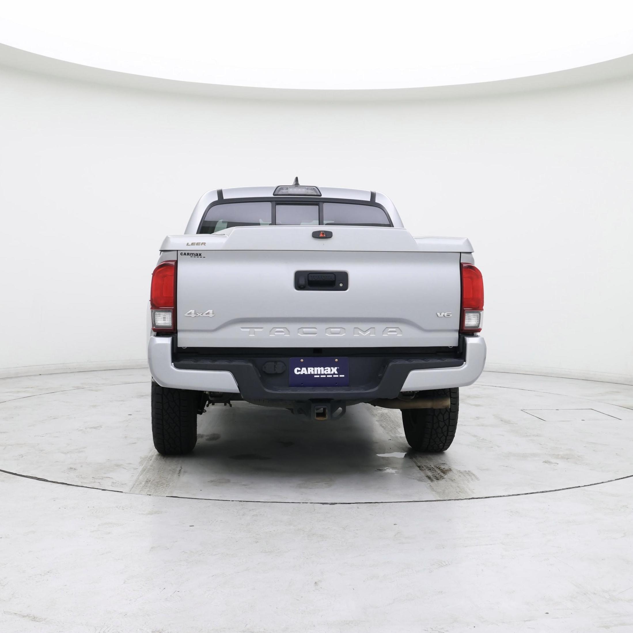 Thumbnail: 2019 Toyota Tacoma - 6